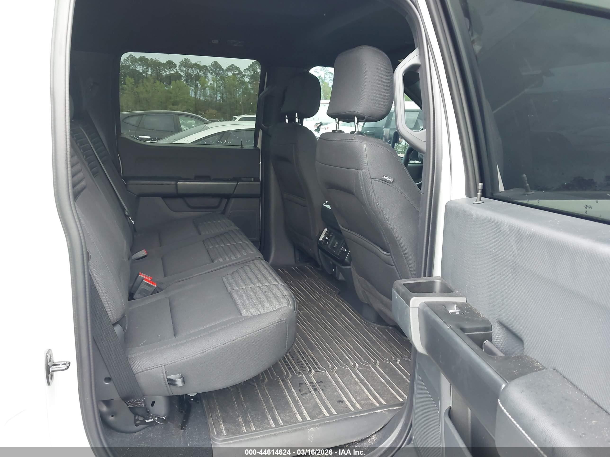 FORD F-150 image 8