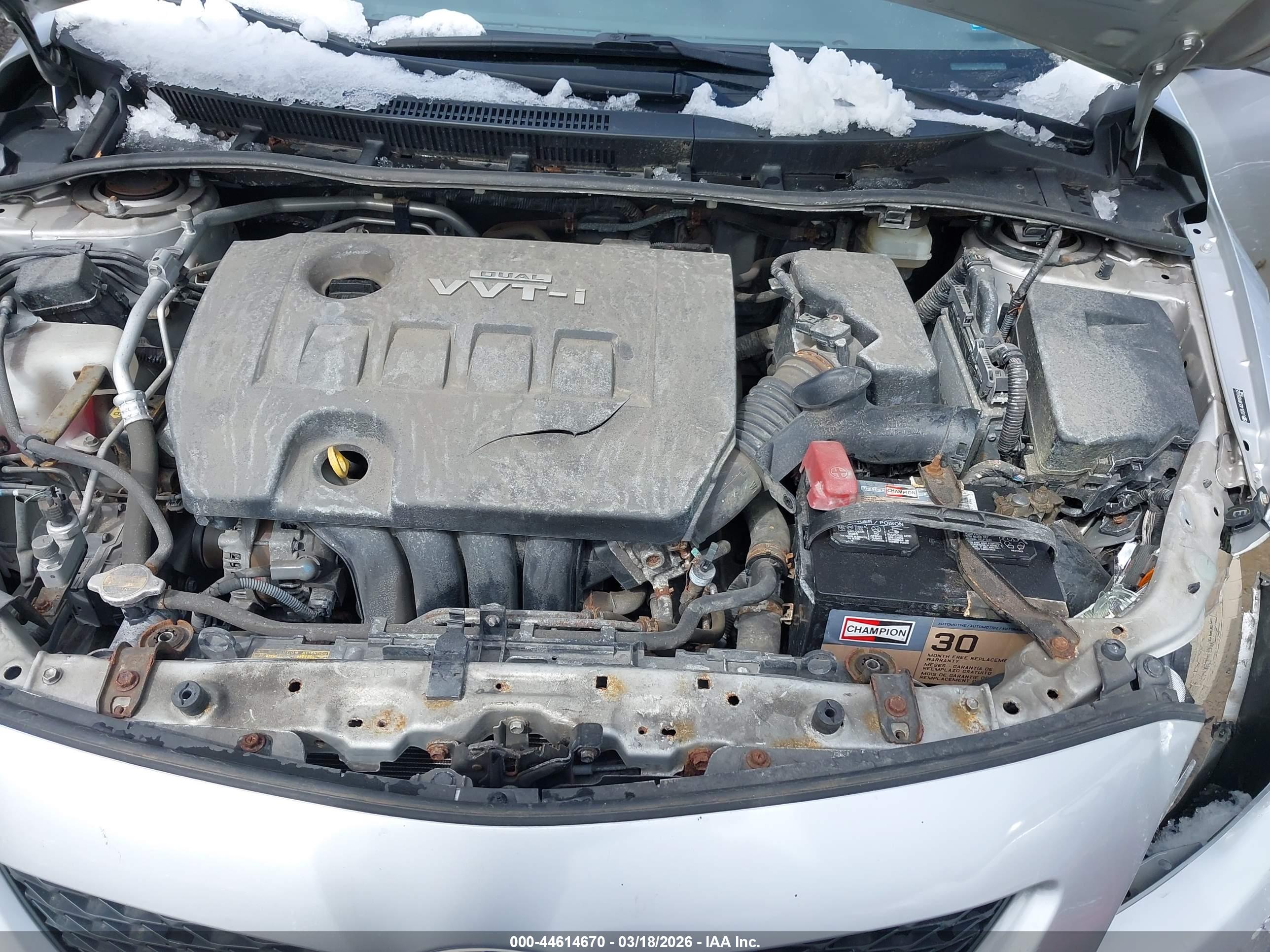 TOYOTA COROLLA image 10
