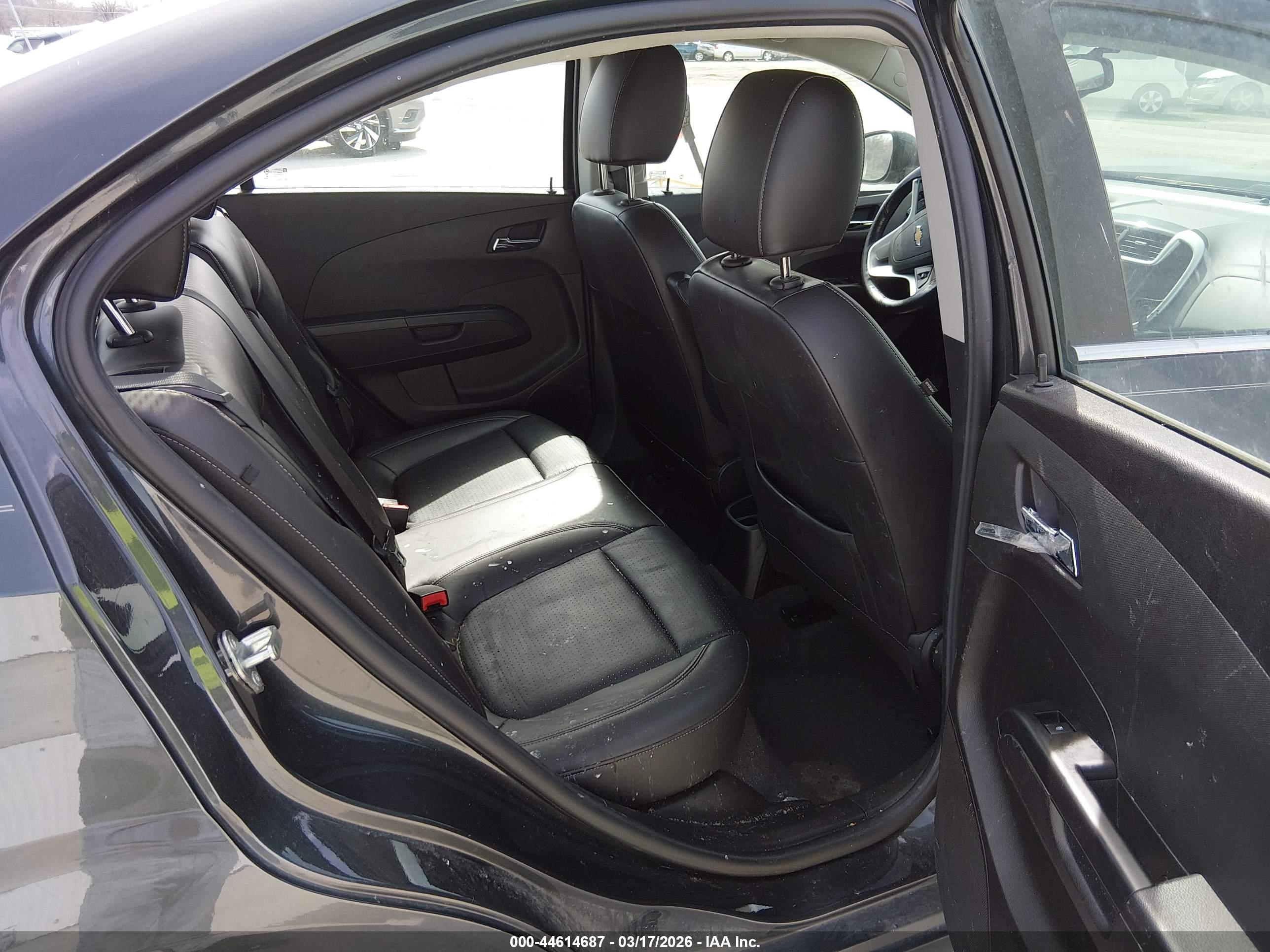 CHEVROLET SONIC image 8