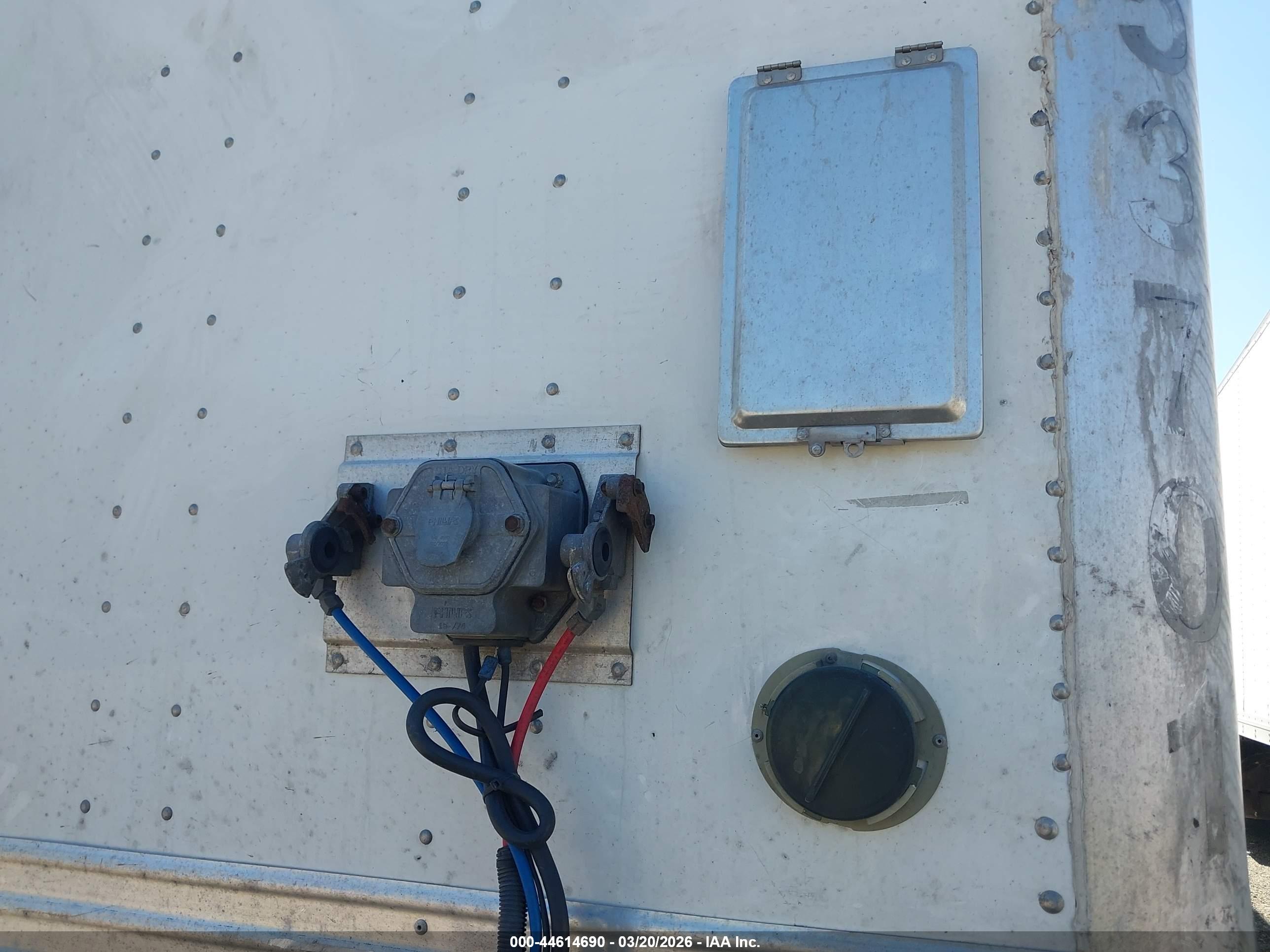 UTILITY TRAILER image 10
