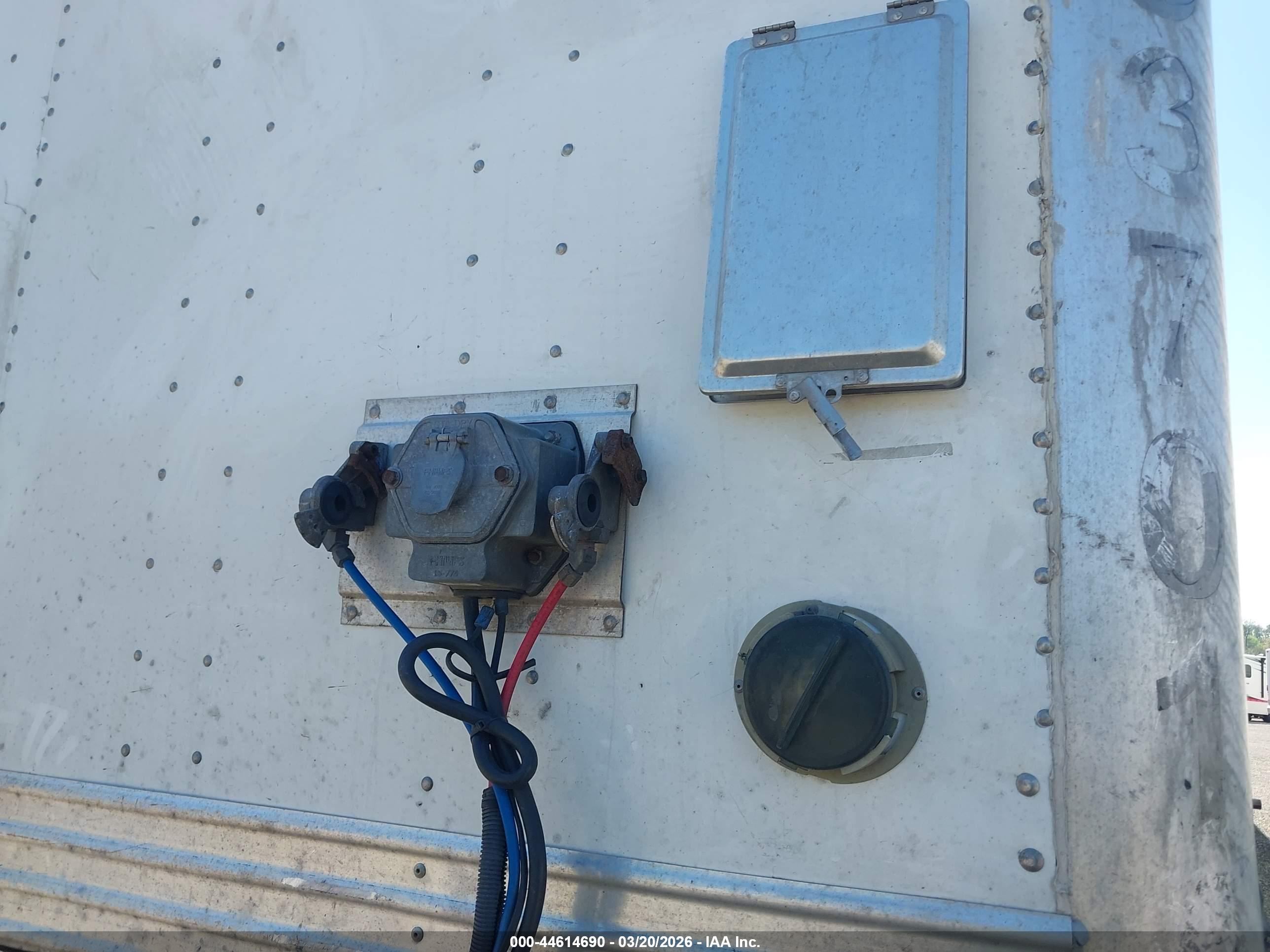 UTILITY TRAILER image 7
