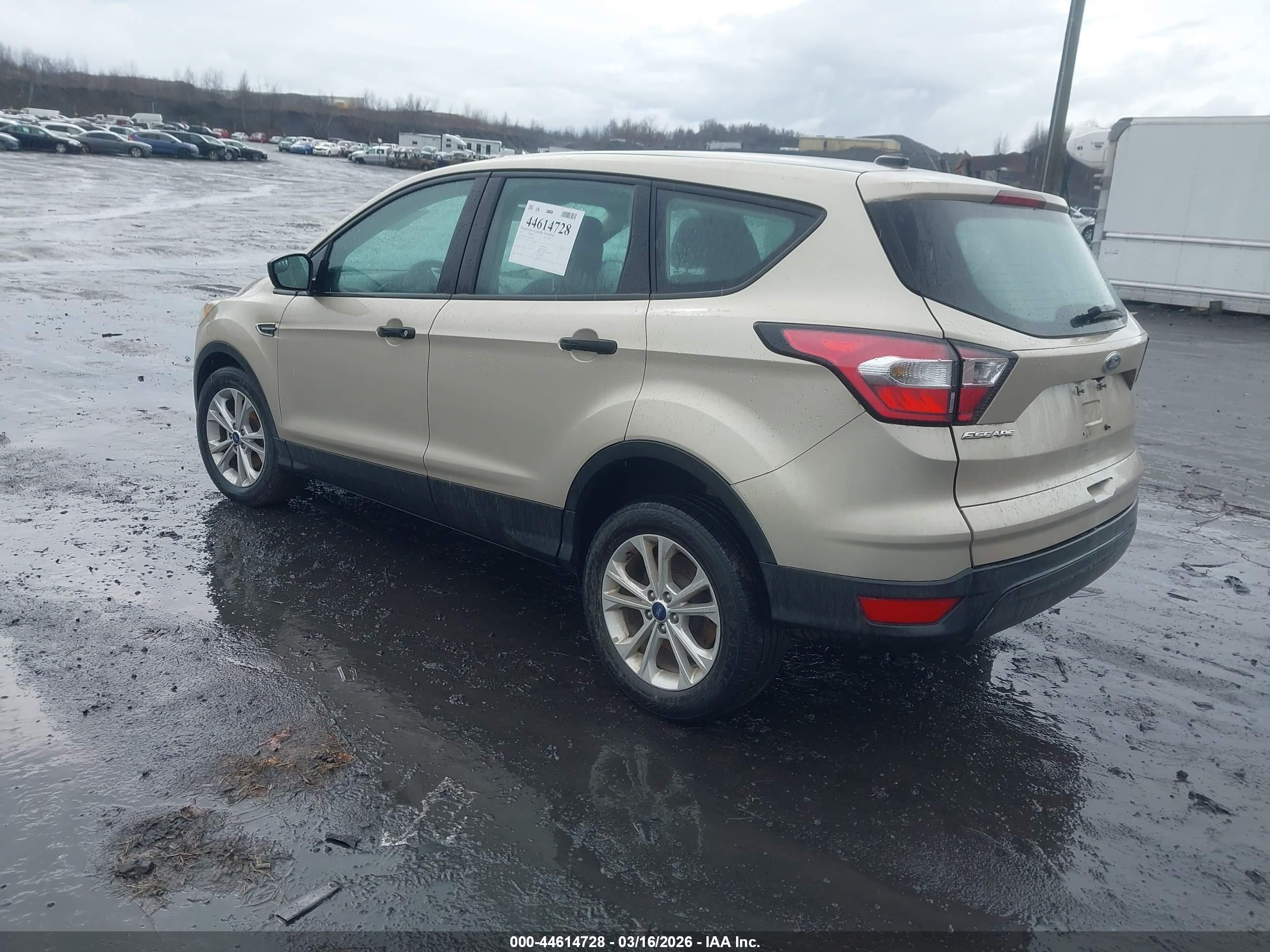 FORD ESCAPE image 3