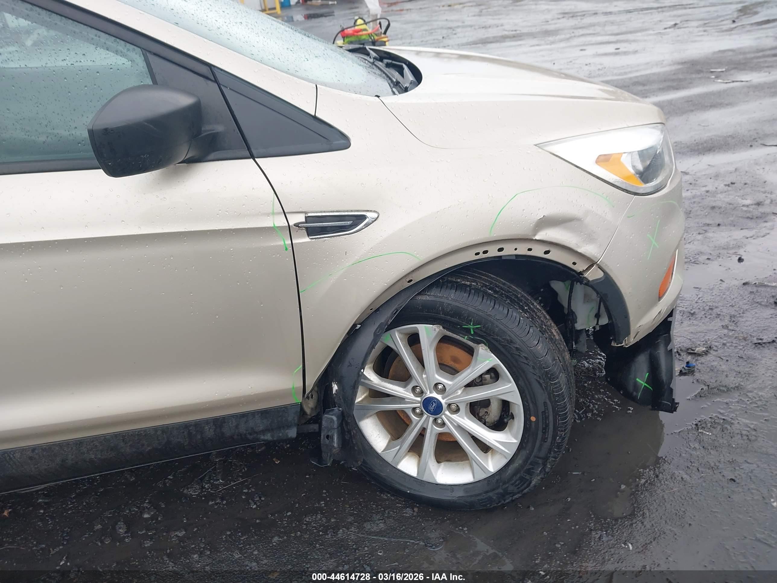 FORD ESCAPE image 6