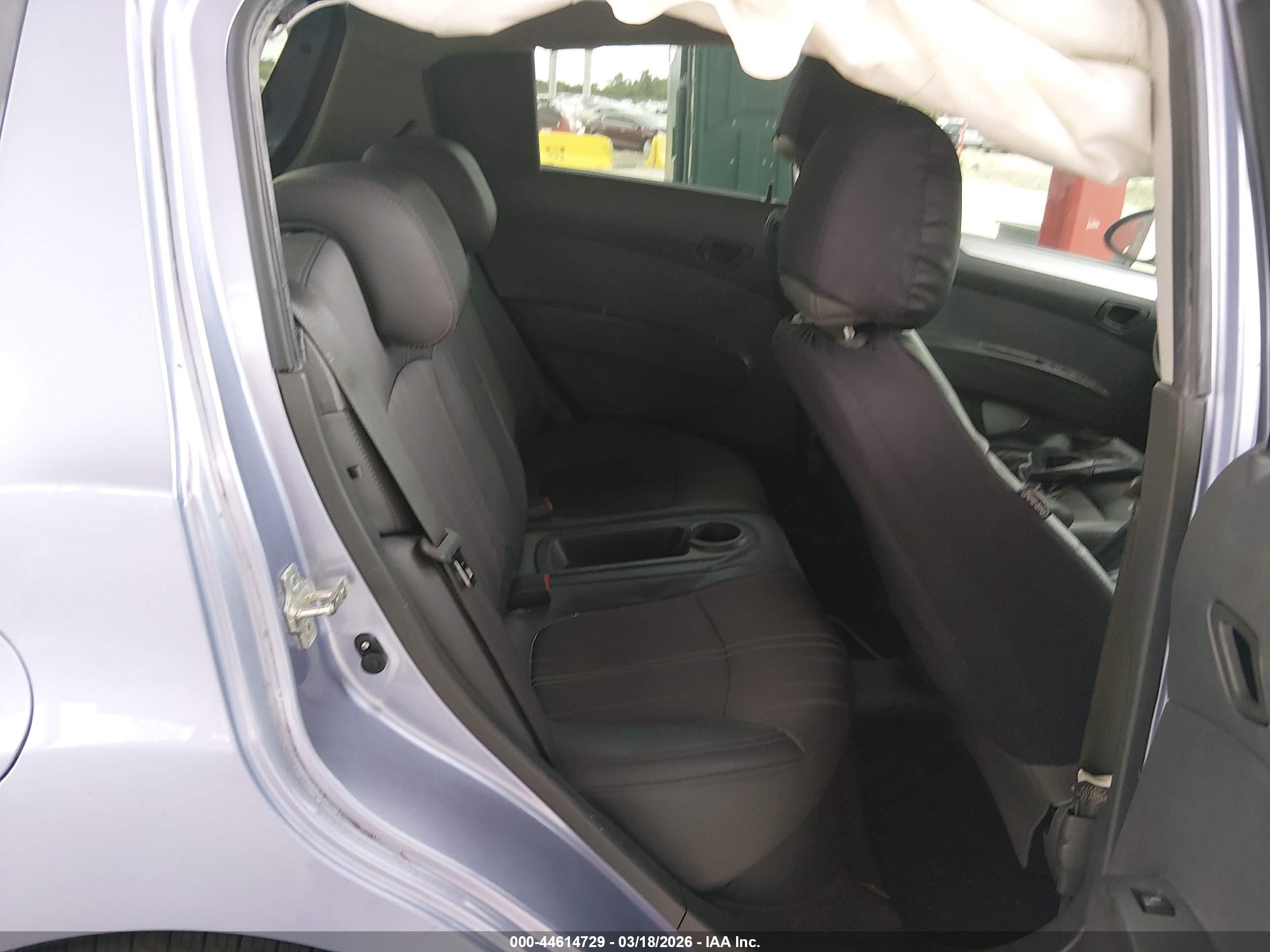 CHEVROLET SPARK image 8