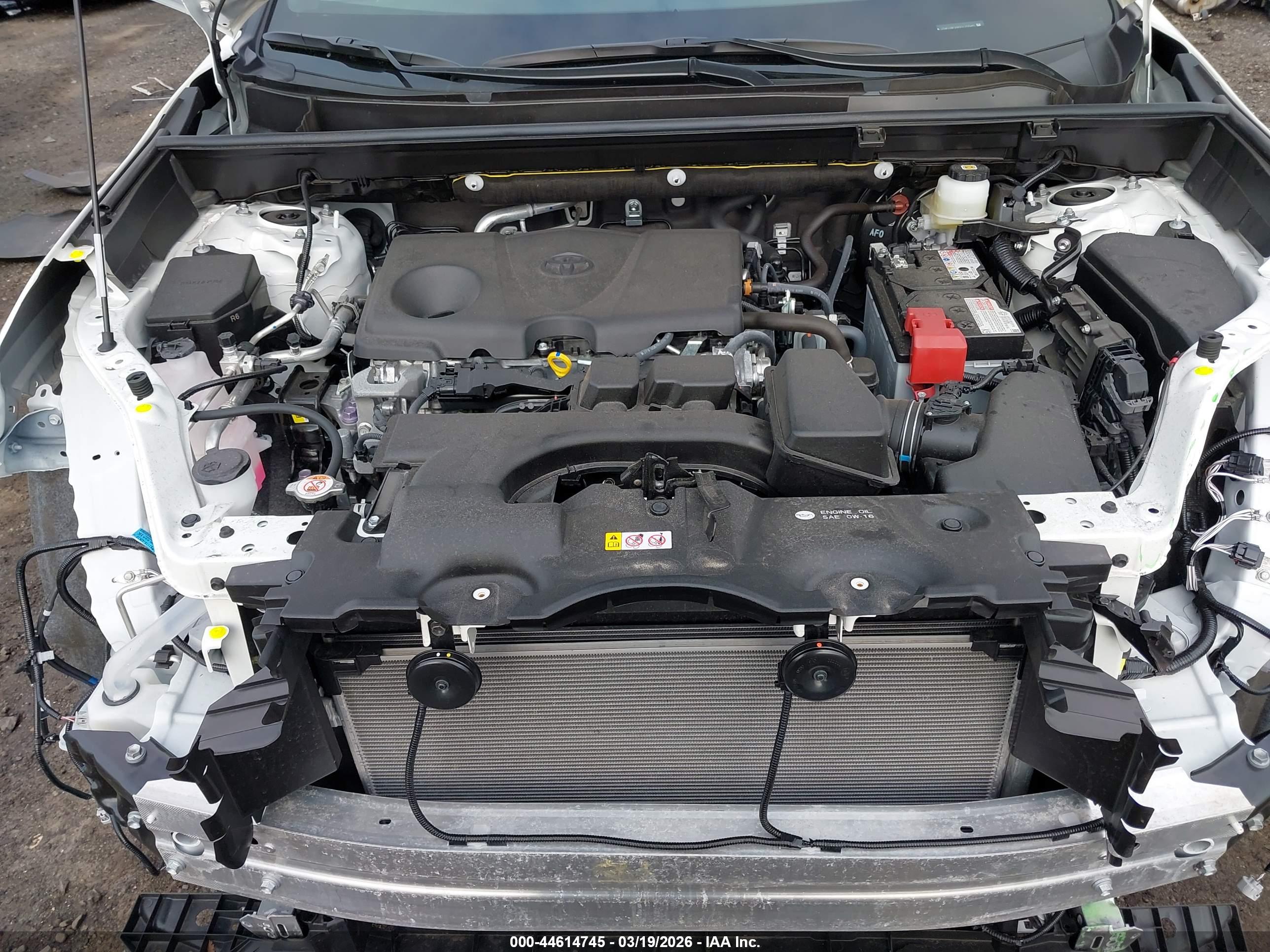 TOYOTA RAV4 image 10