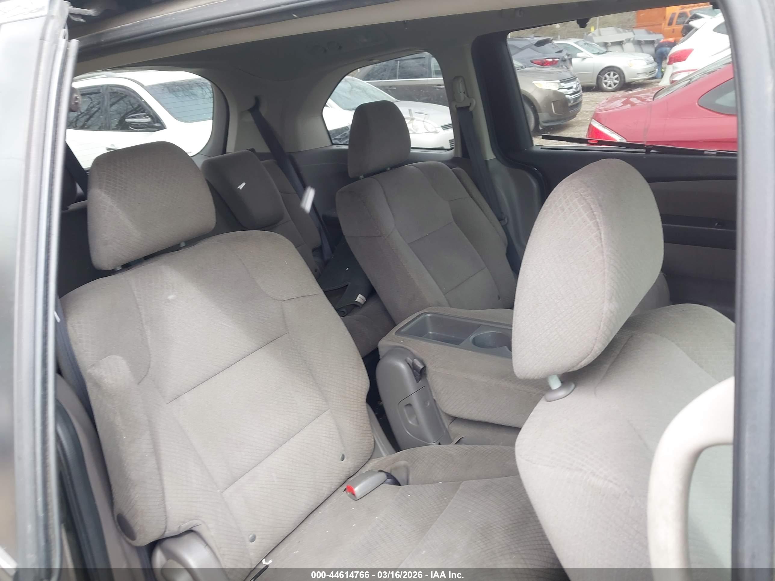 HONDA ODYSSEY image 8