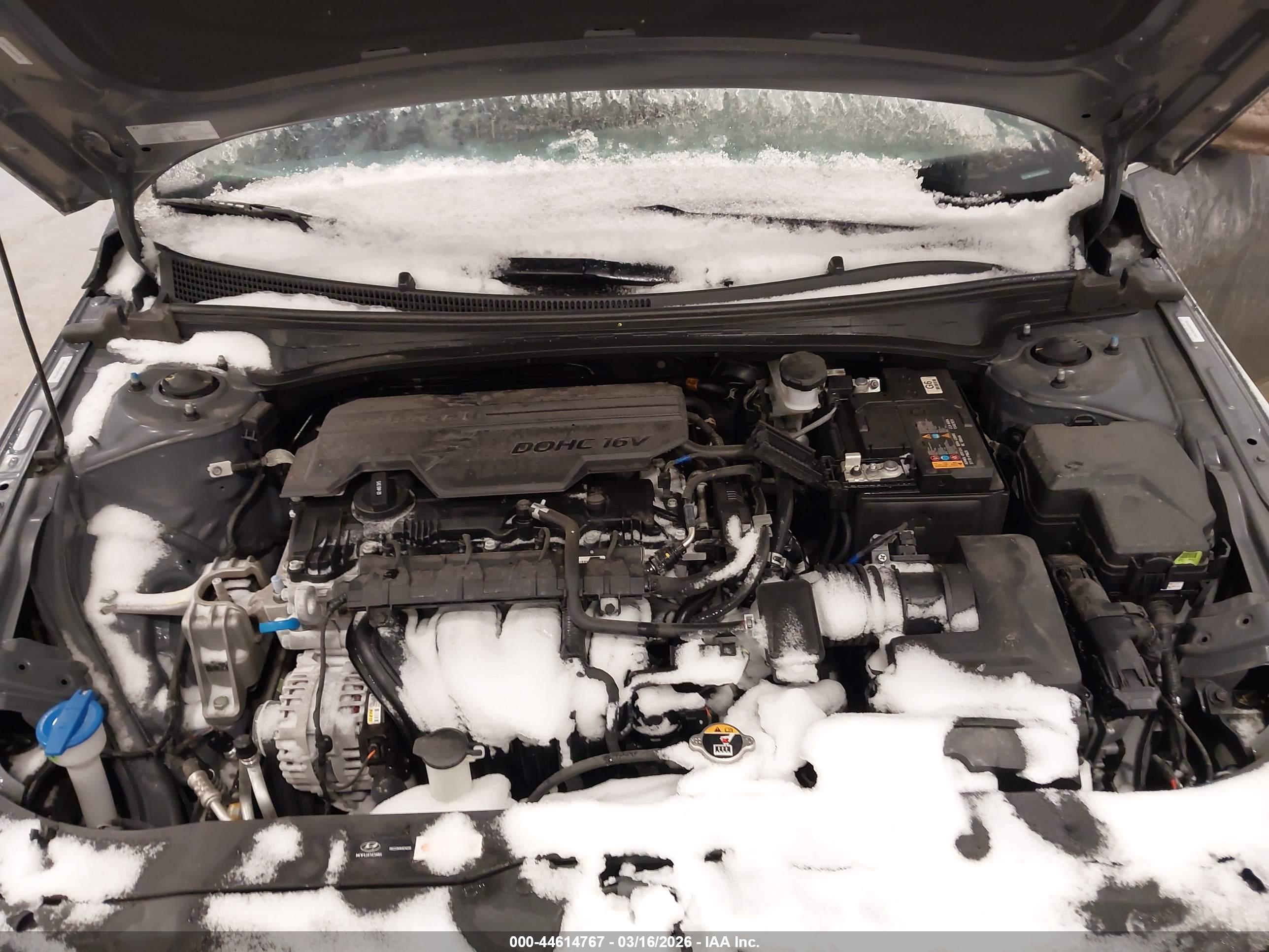 HYUNDAI ELANTRA image 10