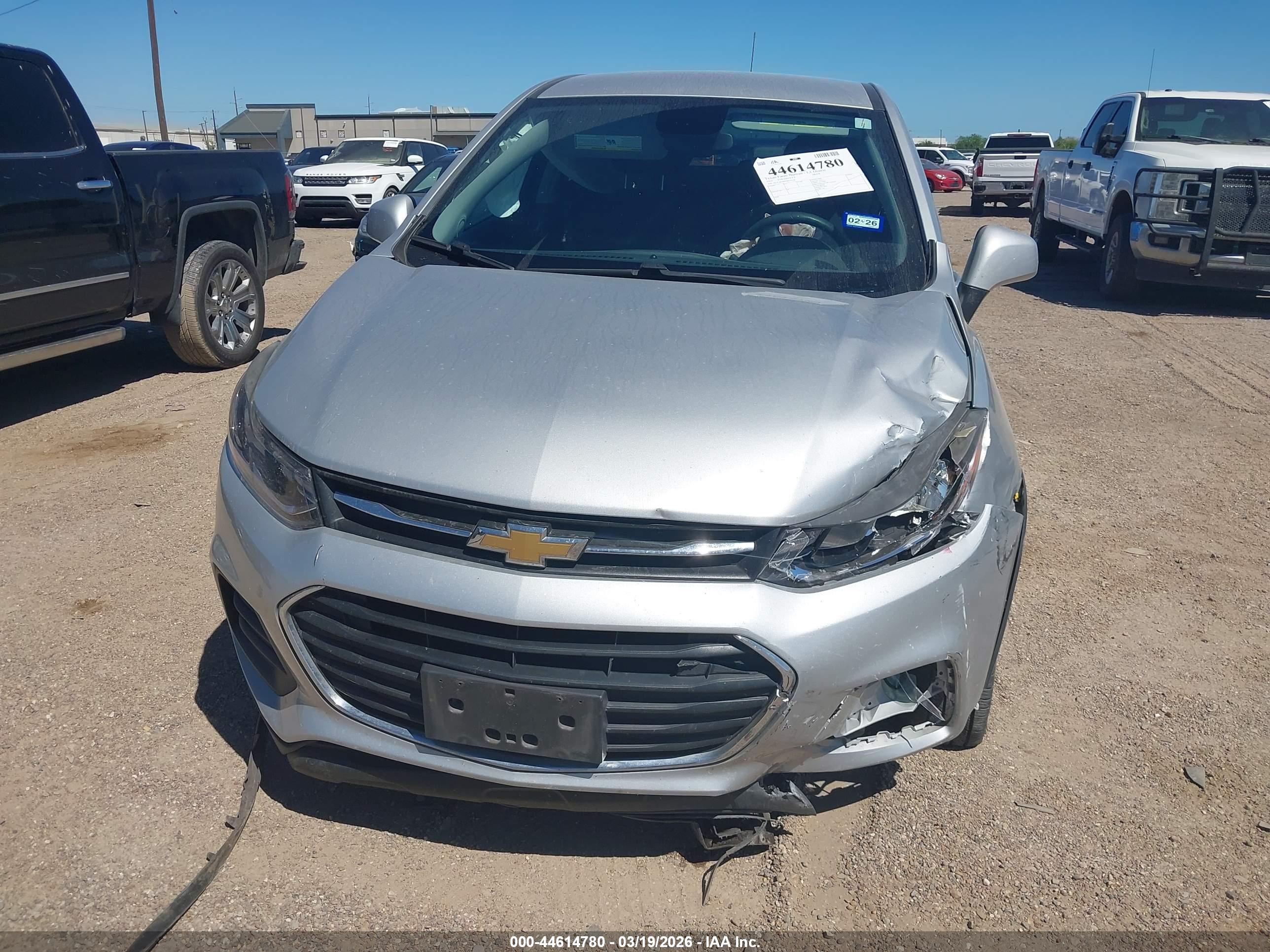 CHEVROLET TRAX image 6