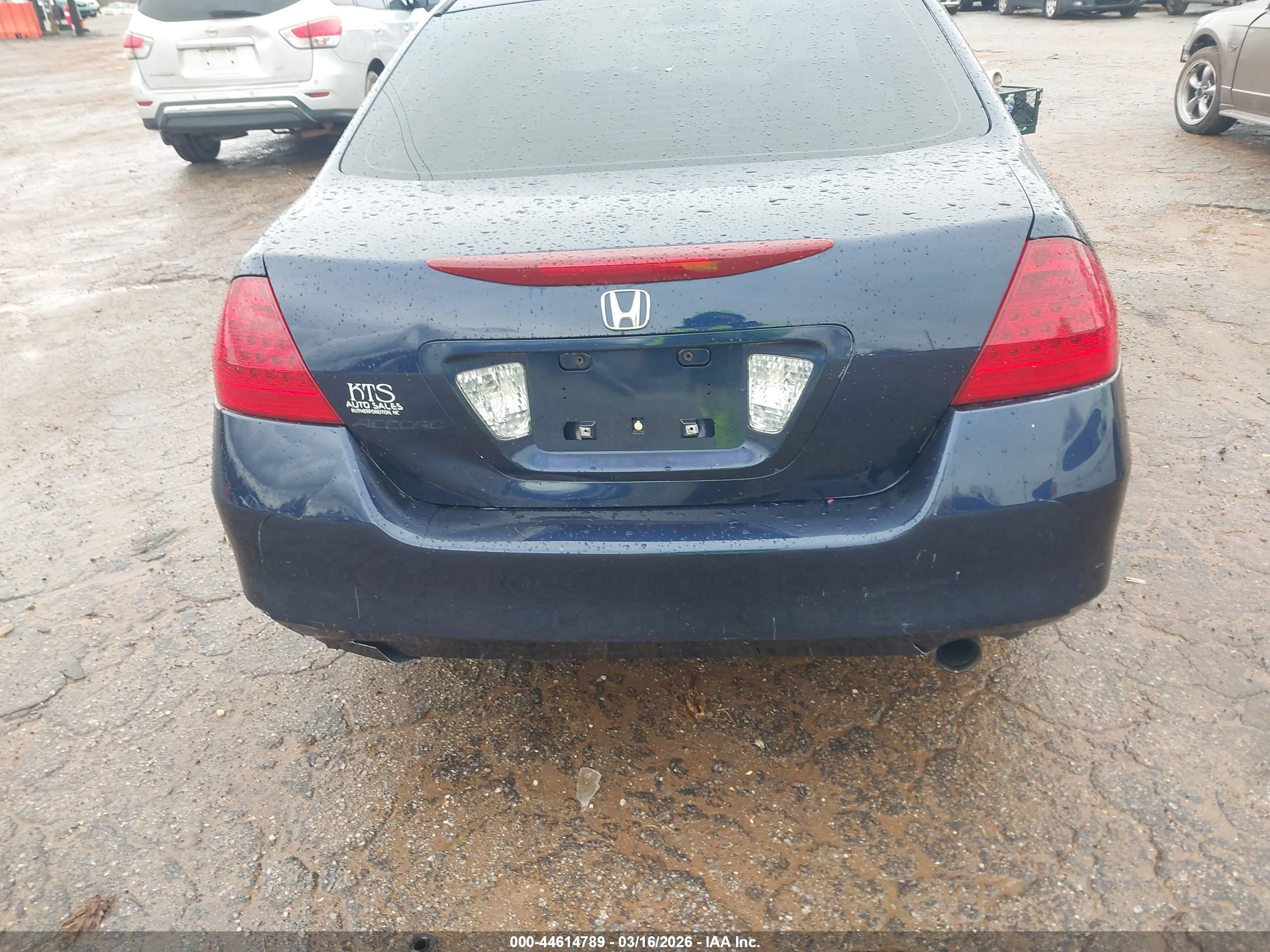 HONDA ACCORD image 6