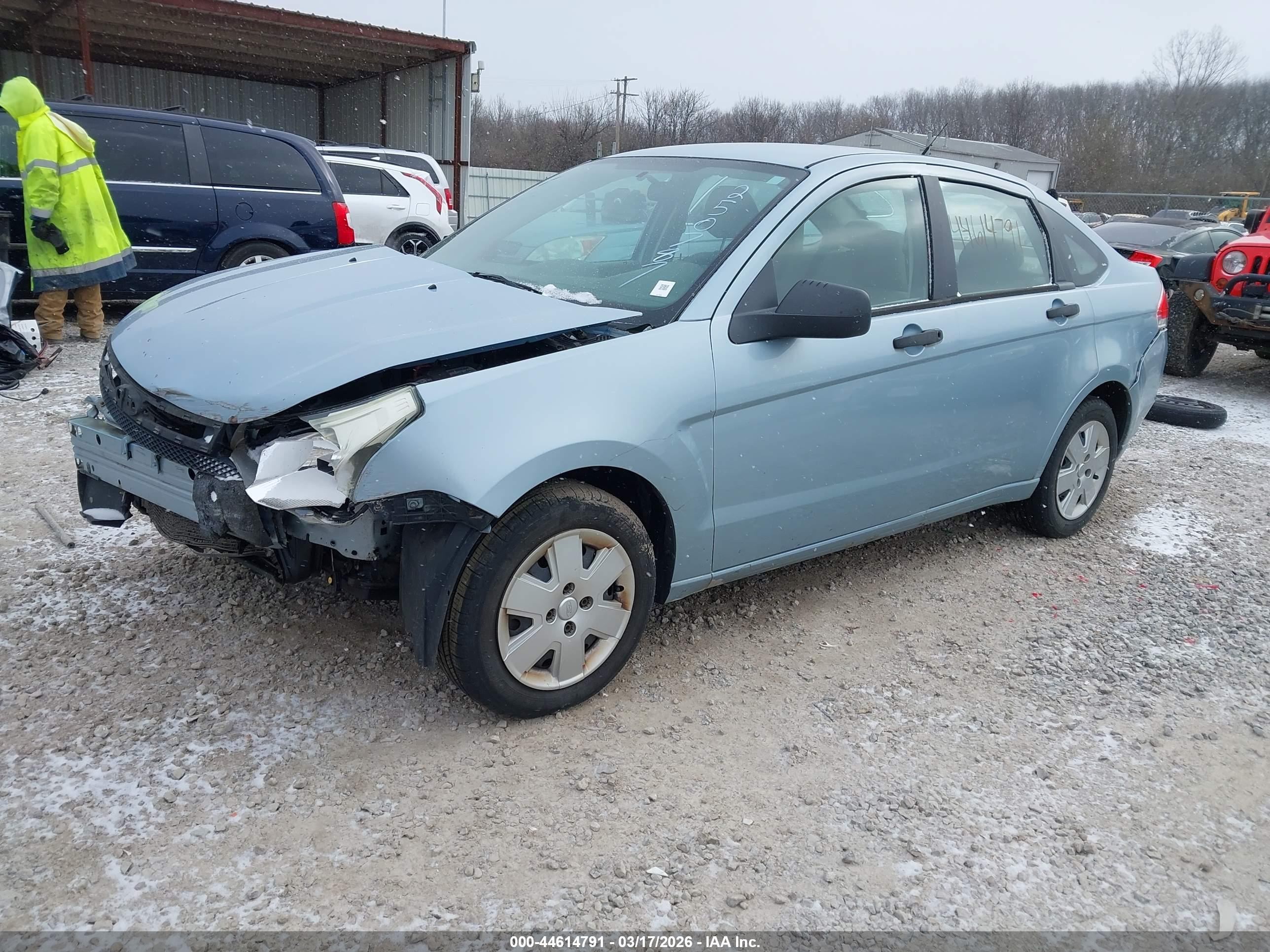 FORD FOCUS image 2