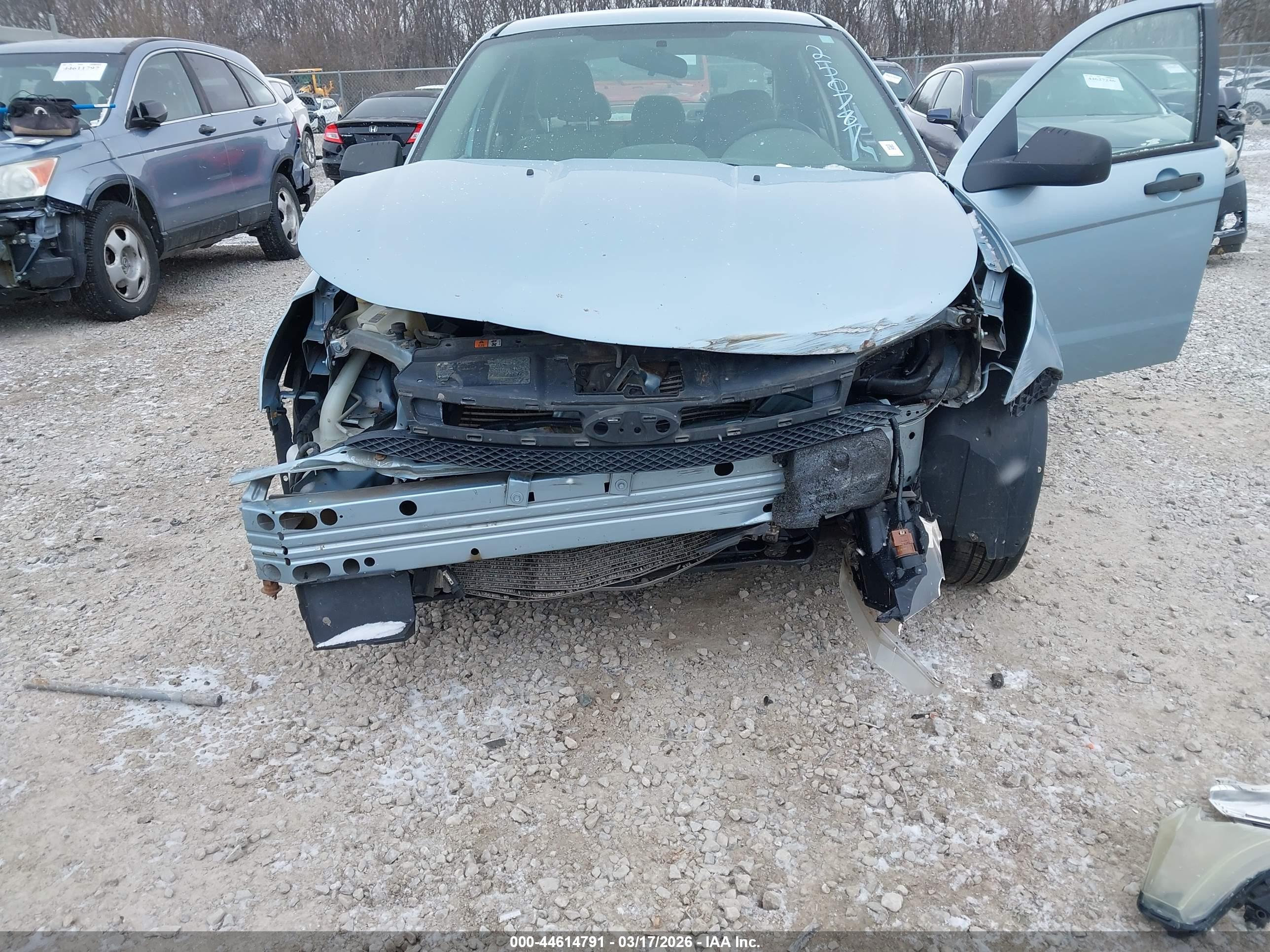 FORD FOCUS image 6