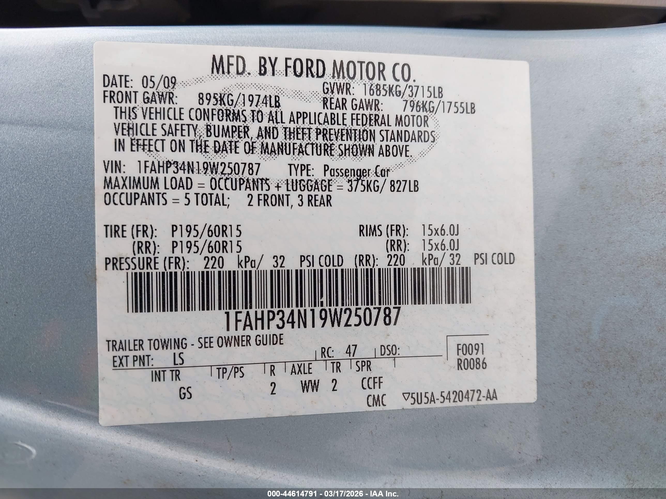 FORD FOCUS image 9