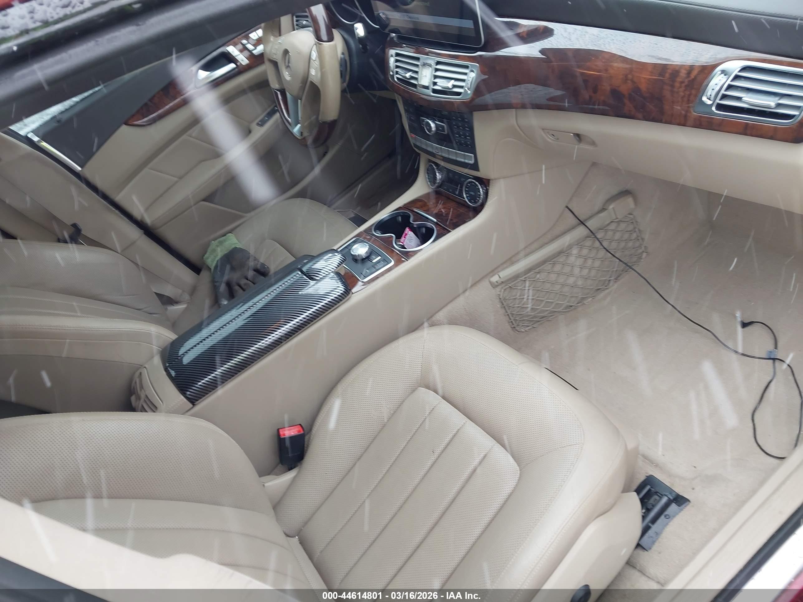 MERCEDES-BENZ CLS image 5