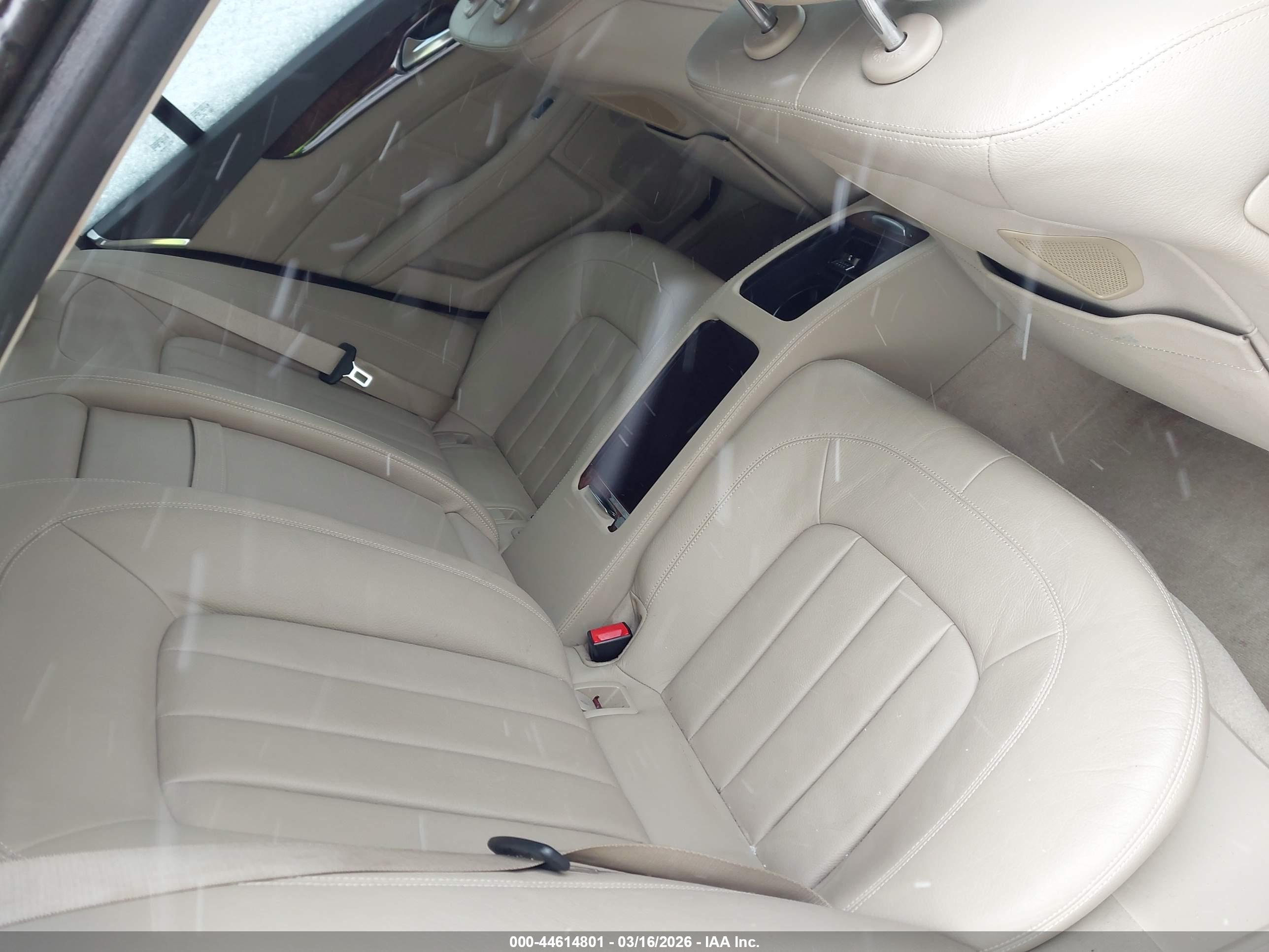 MERCEDES-BENZ CLS image 8