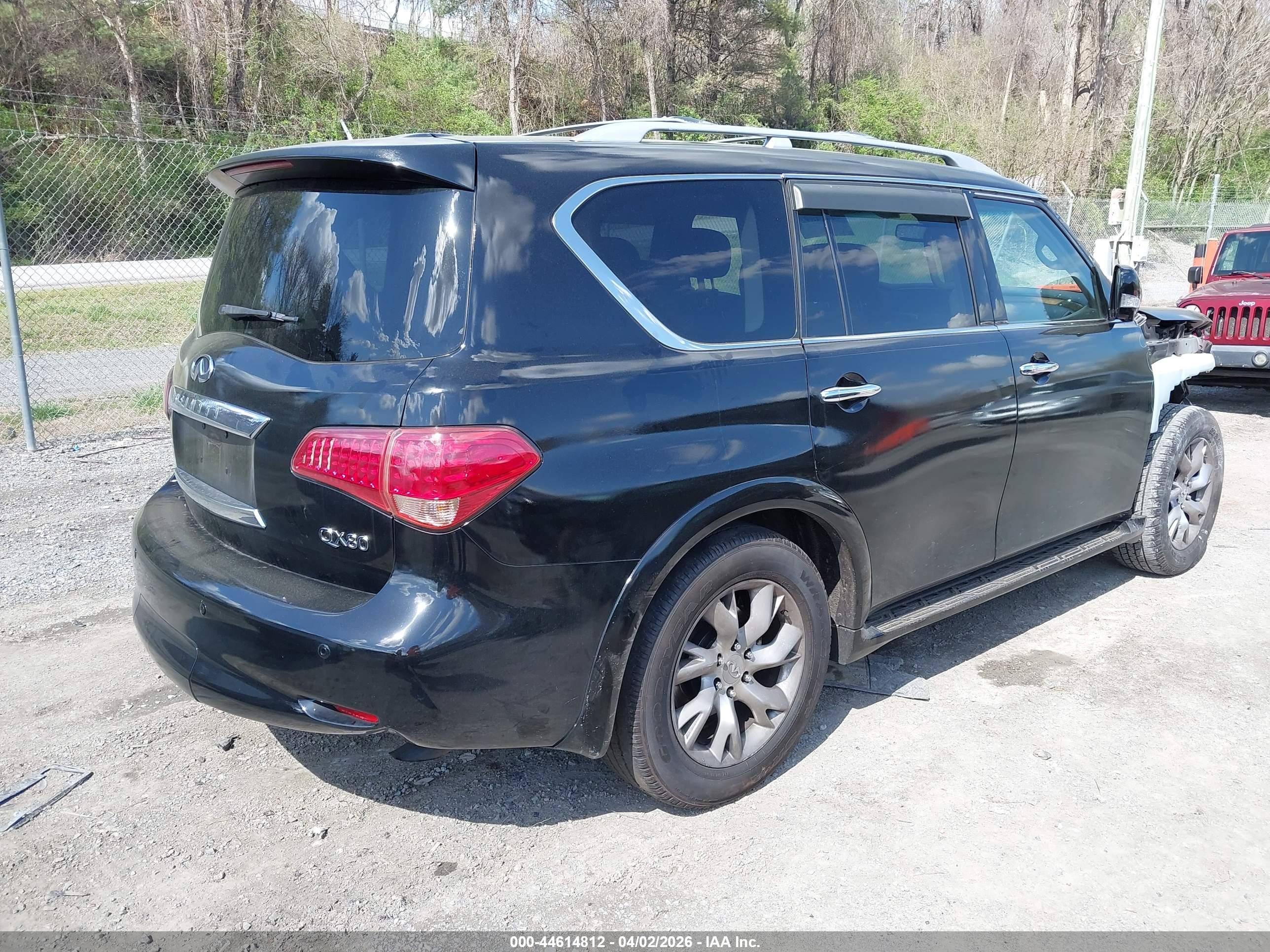 INFINITI QX80 image 4