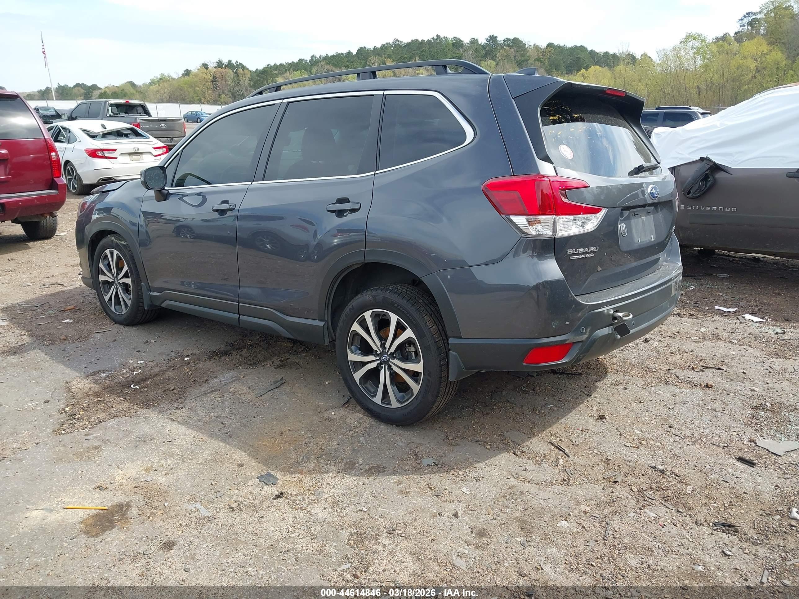 SUBARU FORESTER image 3