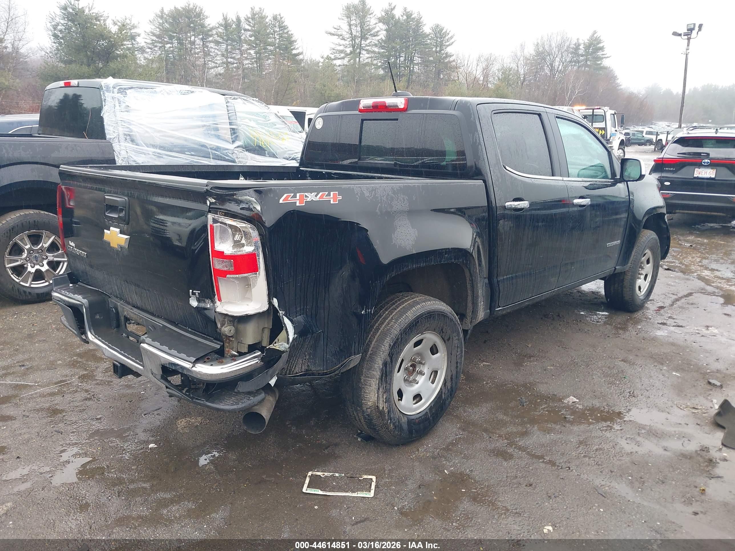CHEVROLET COLORADO image 4