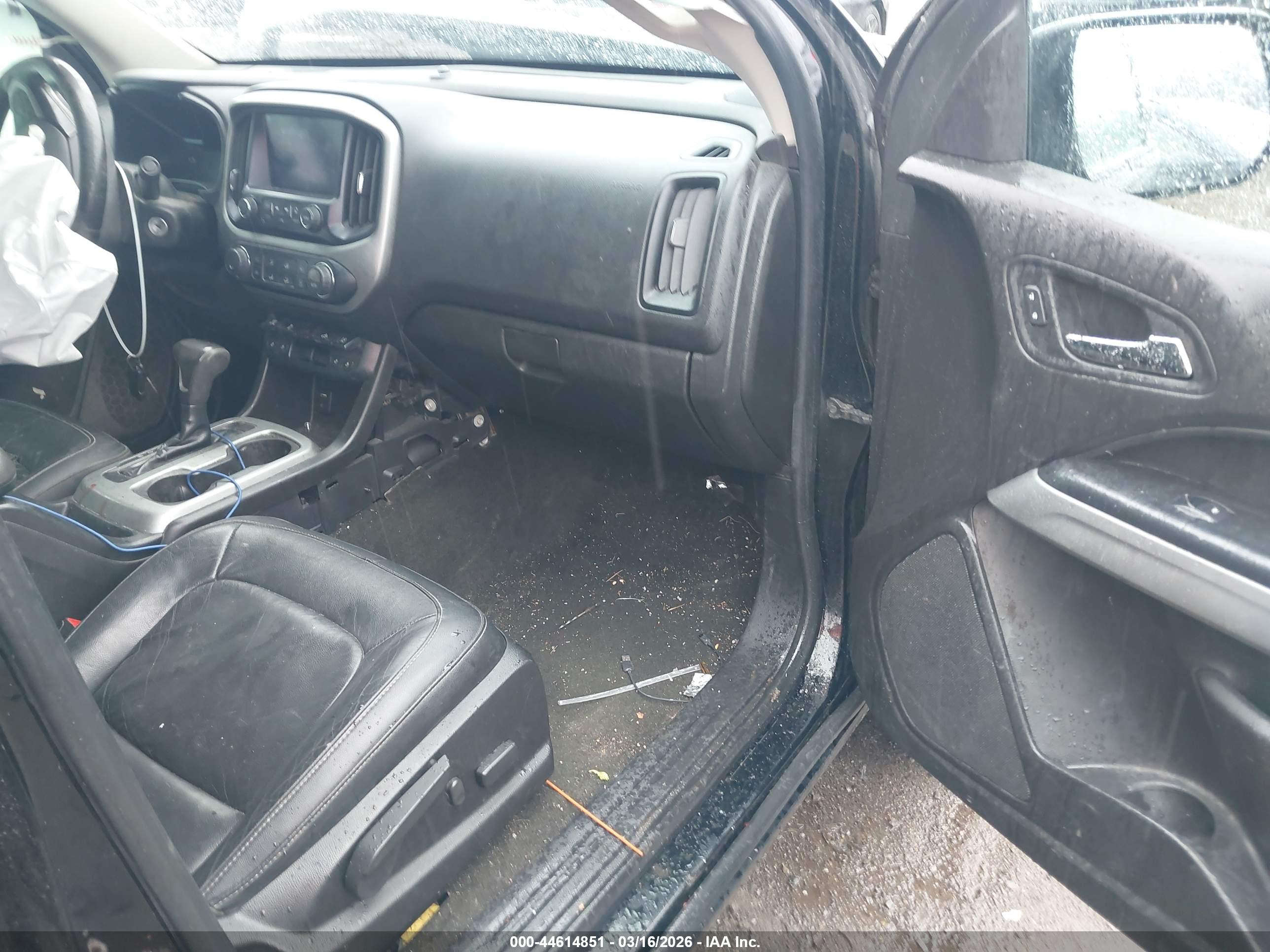 CHEVROLET COLORADO image 5