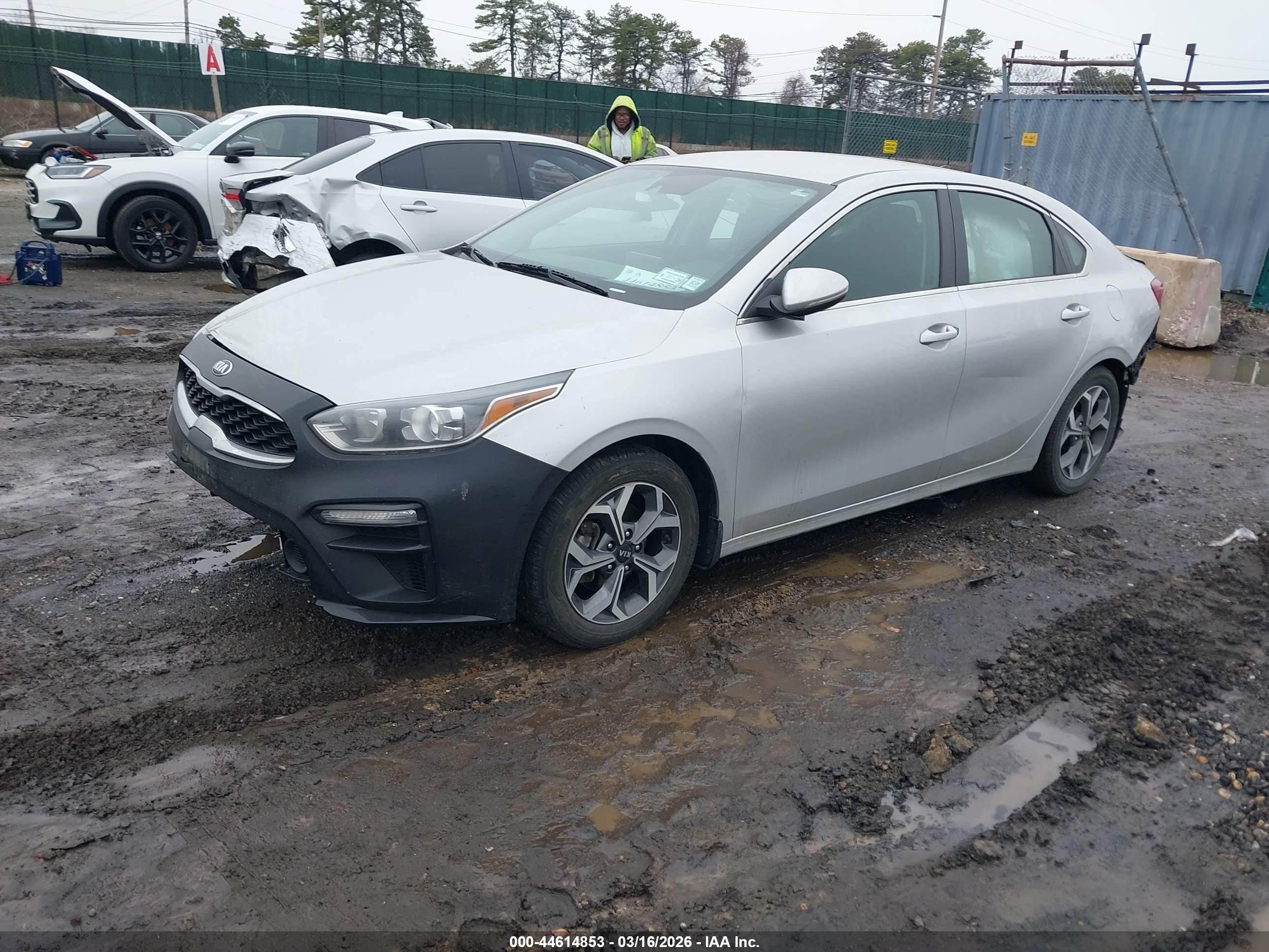 KIA FORTE image 2