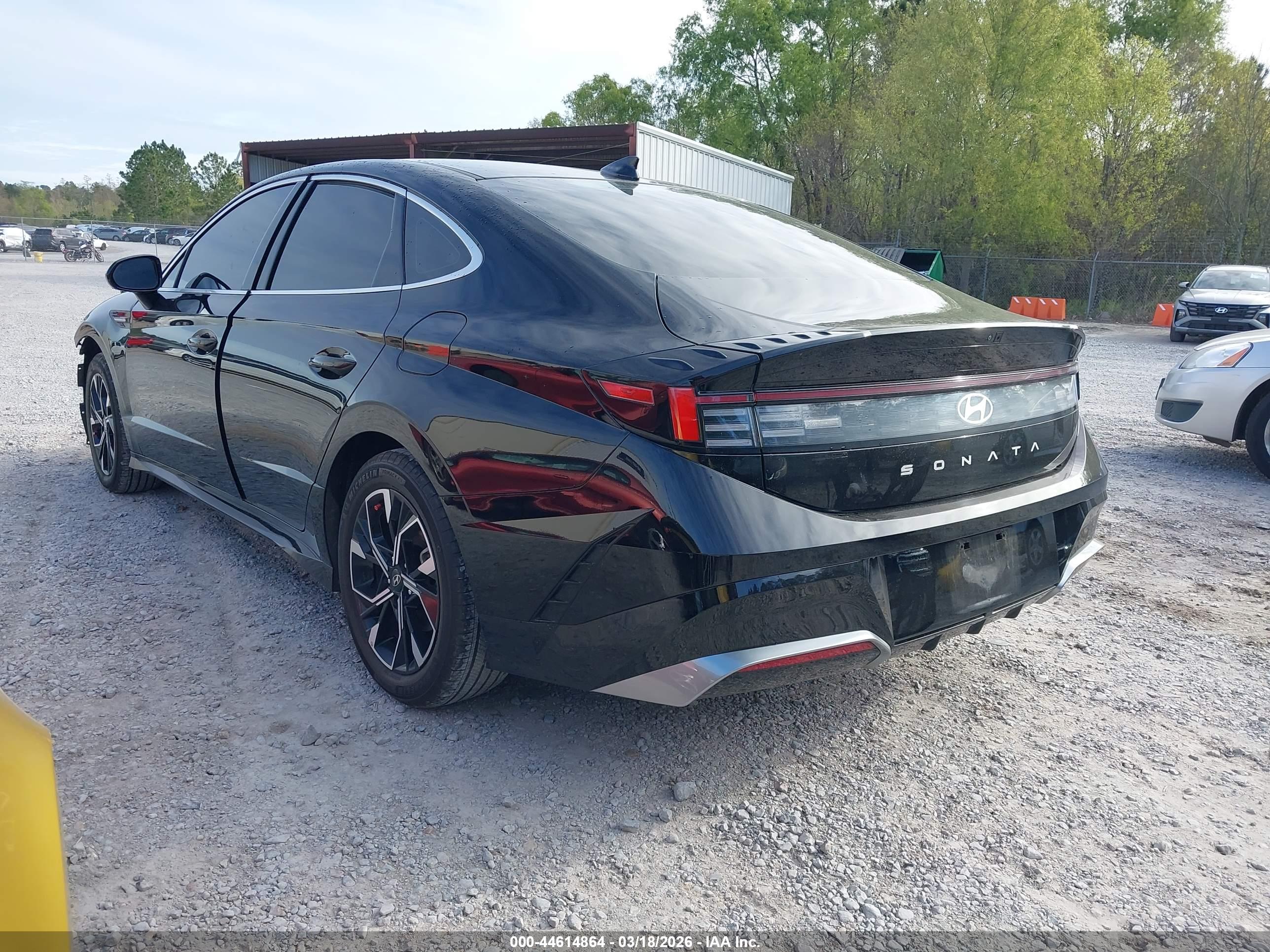 HYUNDAI SONATA image 3
