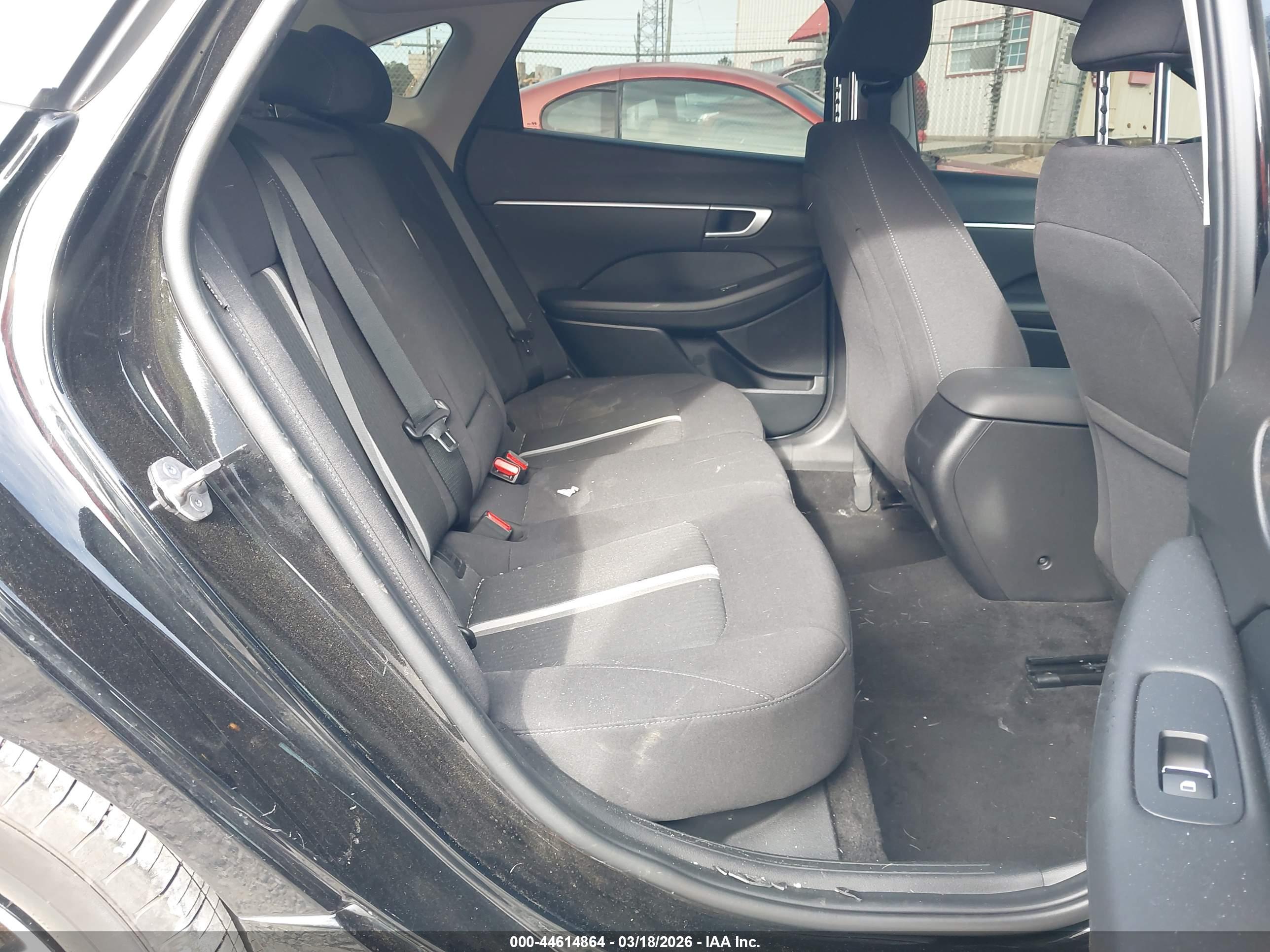 HYUNDAI SONATA image 8