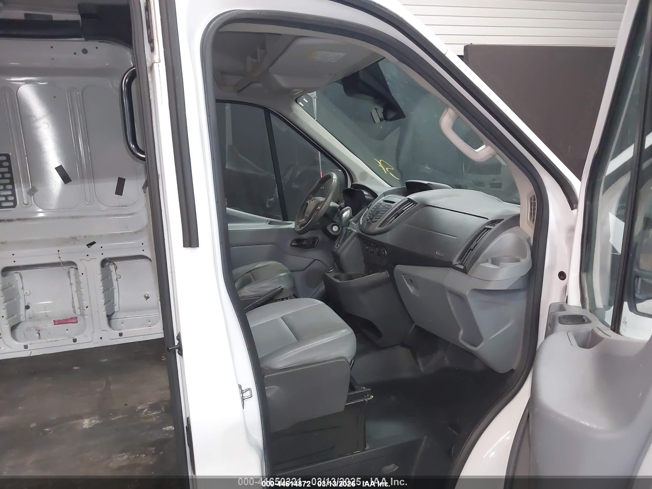 FORD TRANSIT-250 image 5