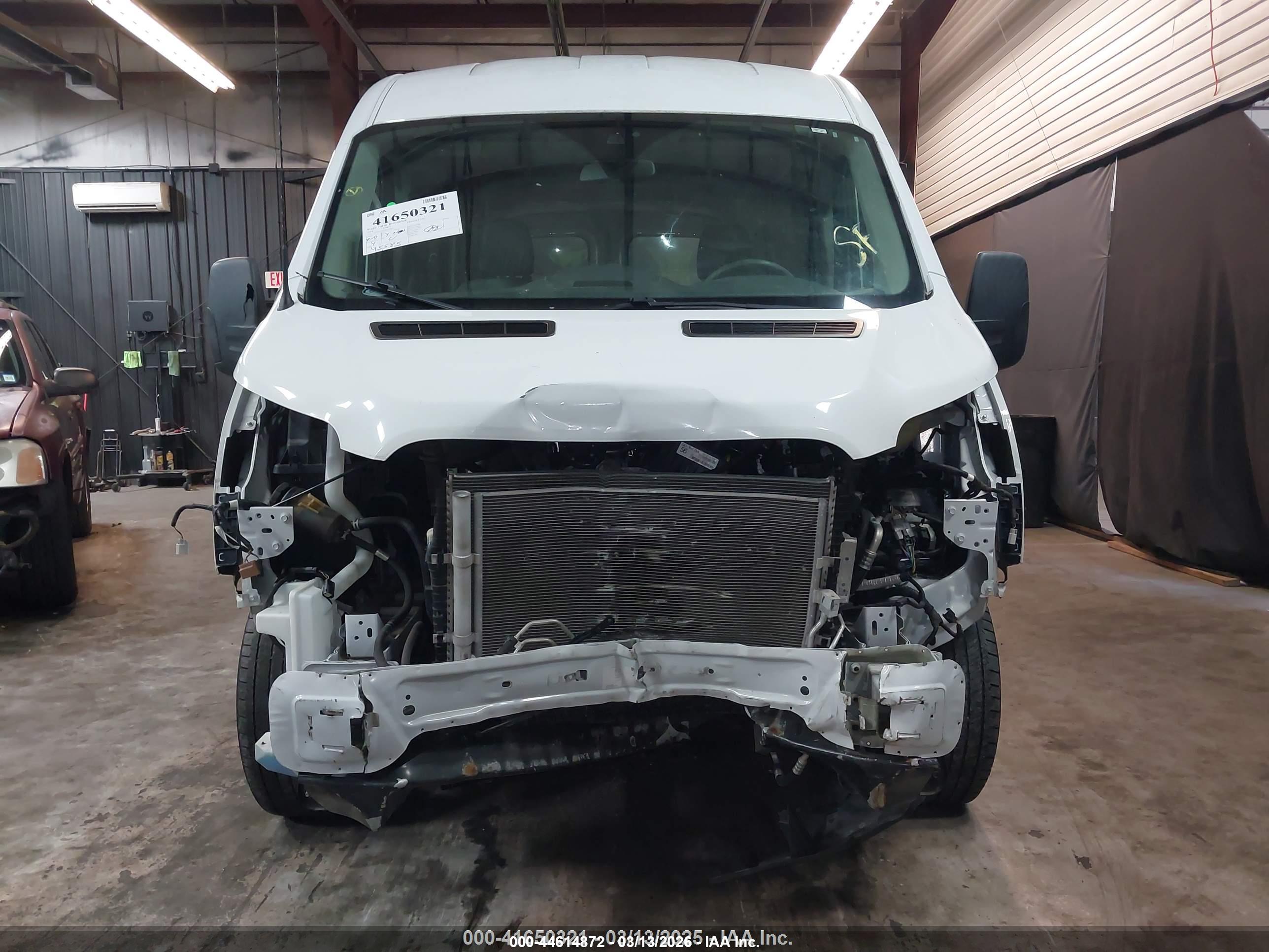 FORD TRANSIT-250 image 6