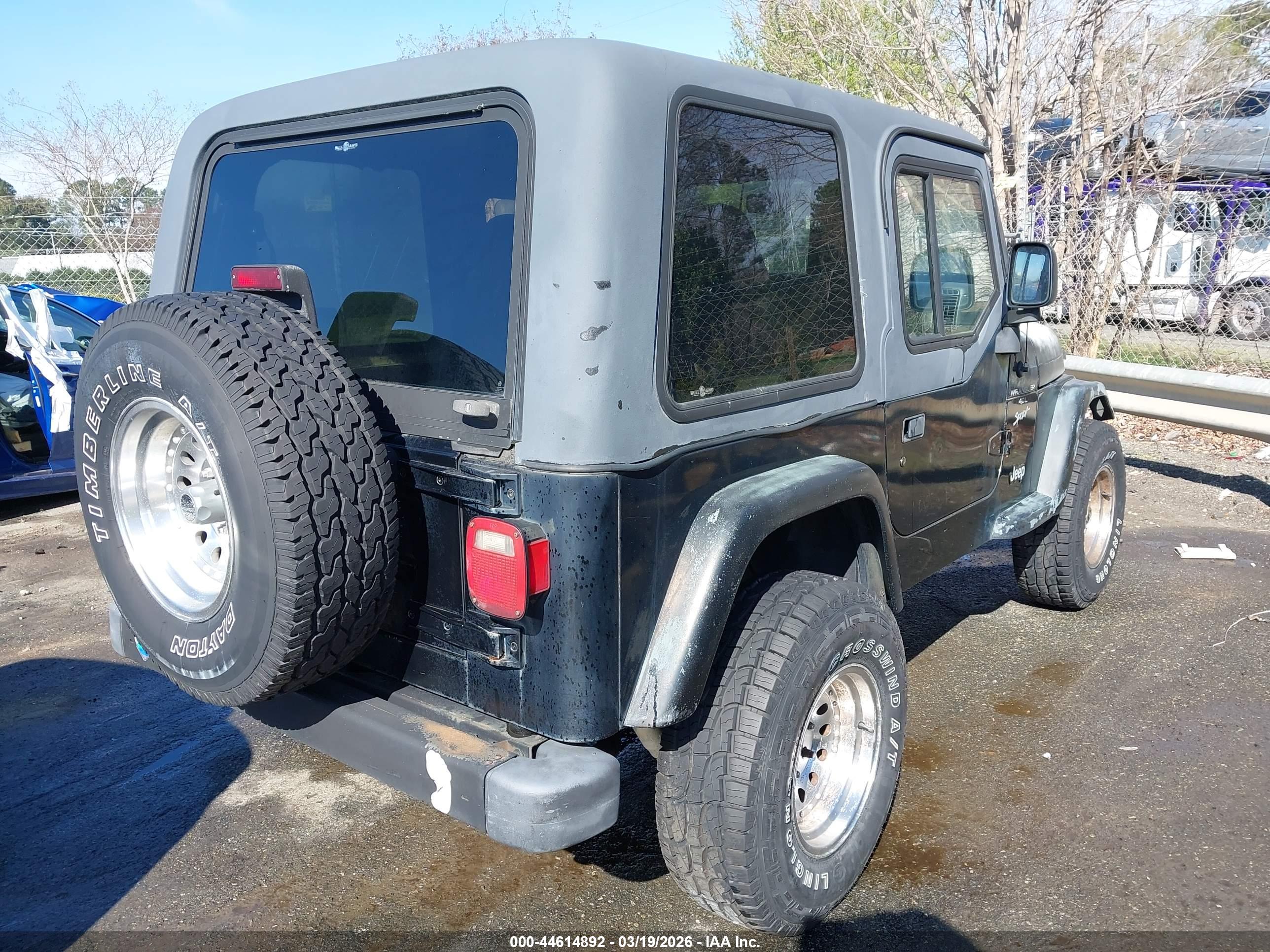 JEEP WRANGLER image 4