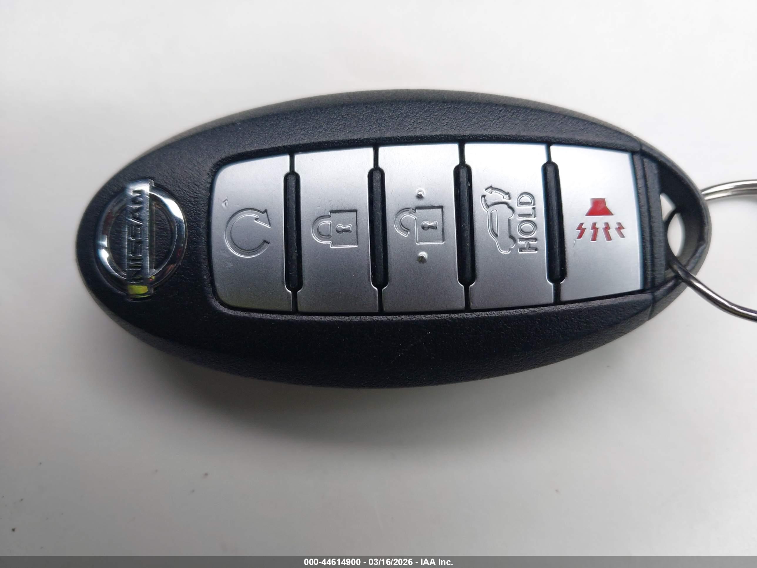 NISSAN ROGUE image 11