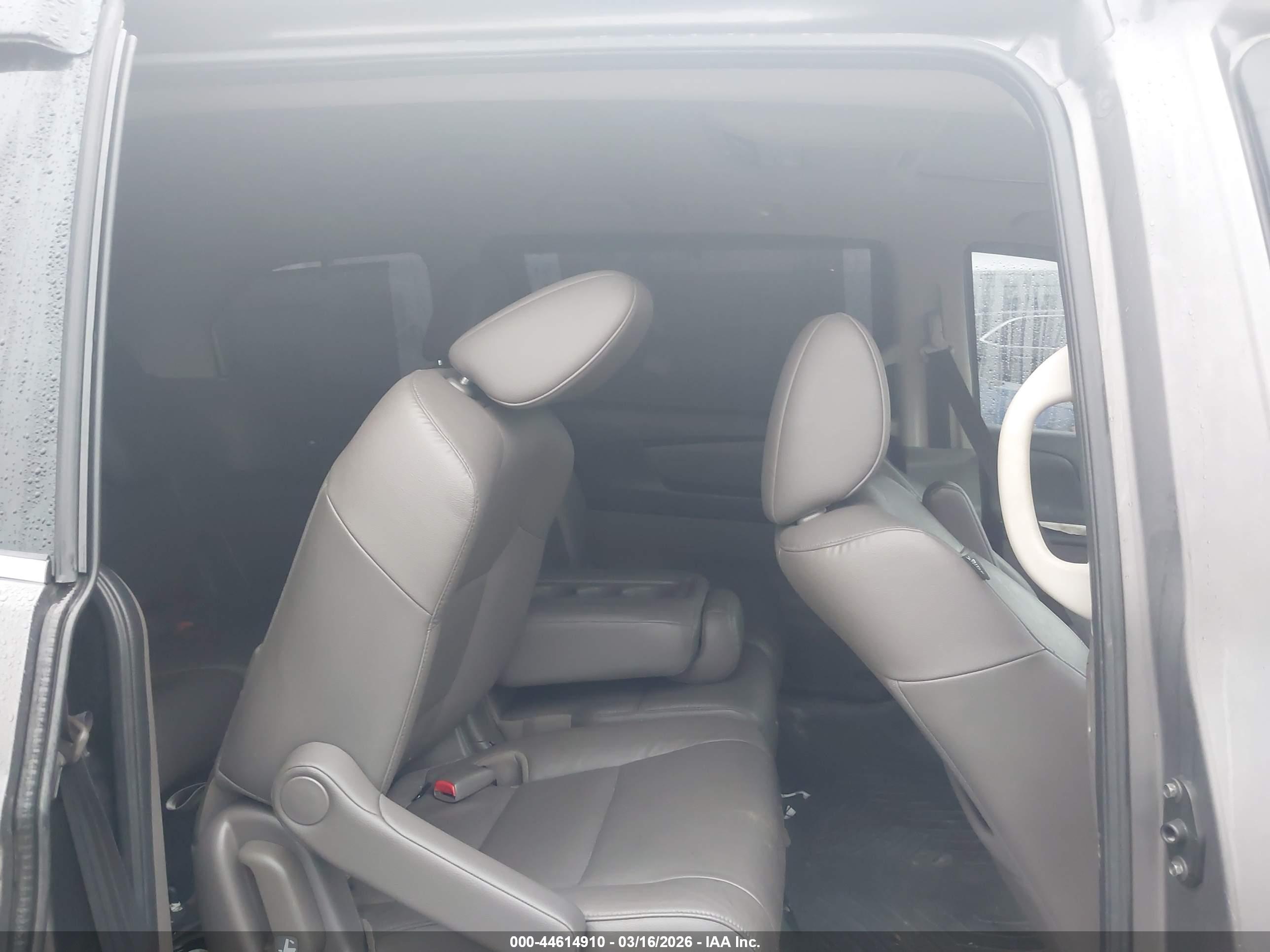 HONDA ODYSSEY image 8