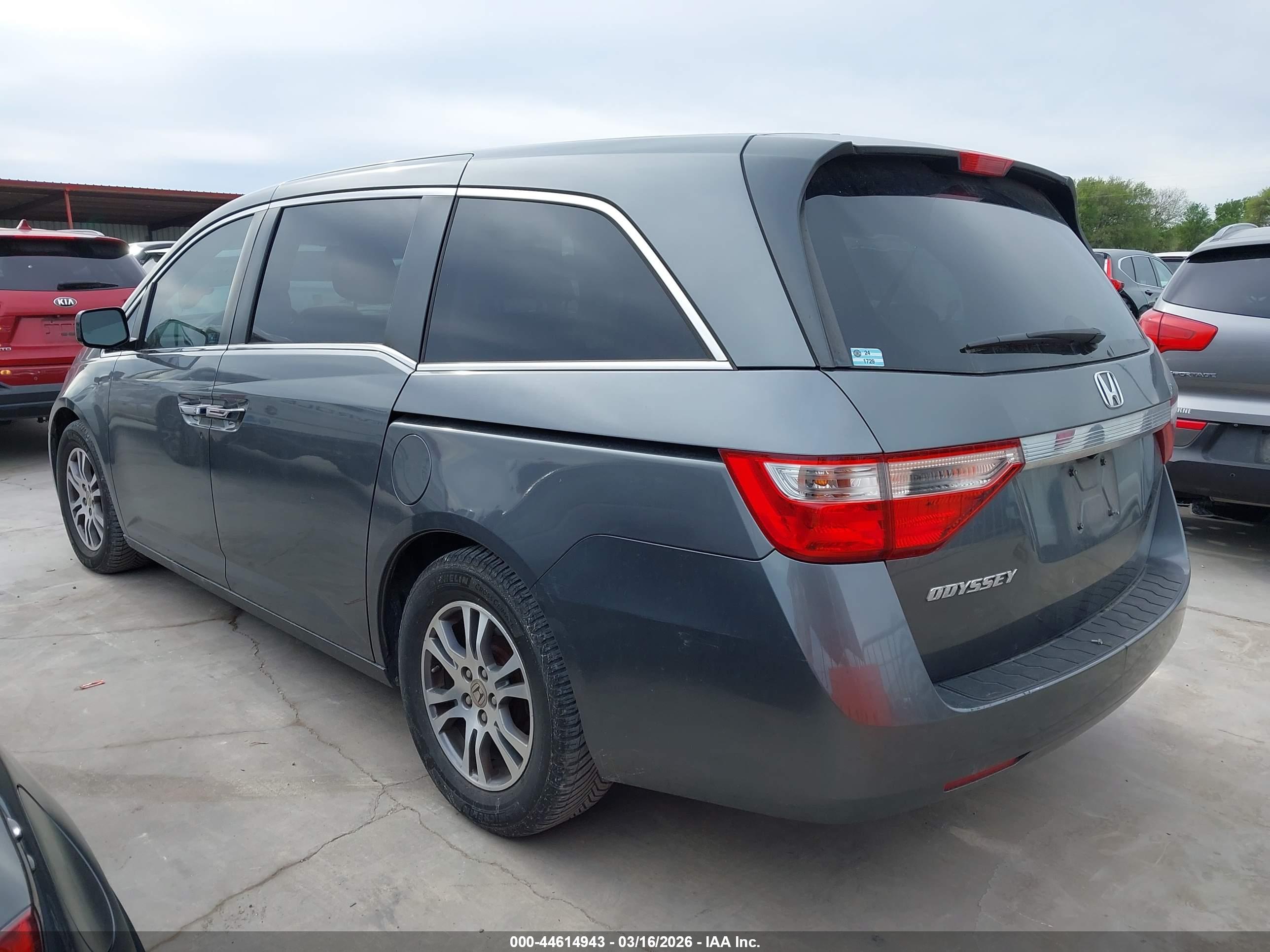 HONDA ODYSSEY image 3