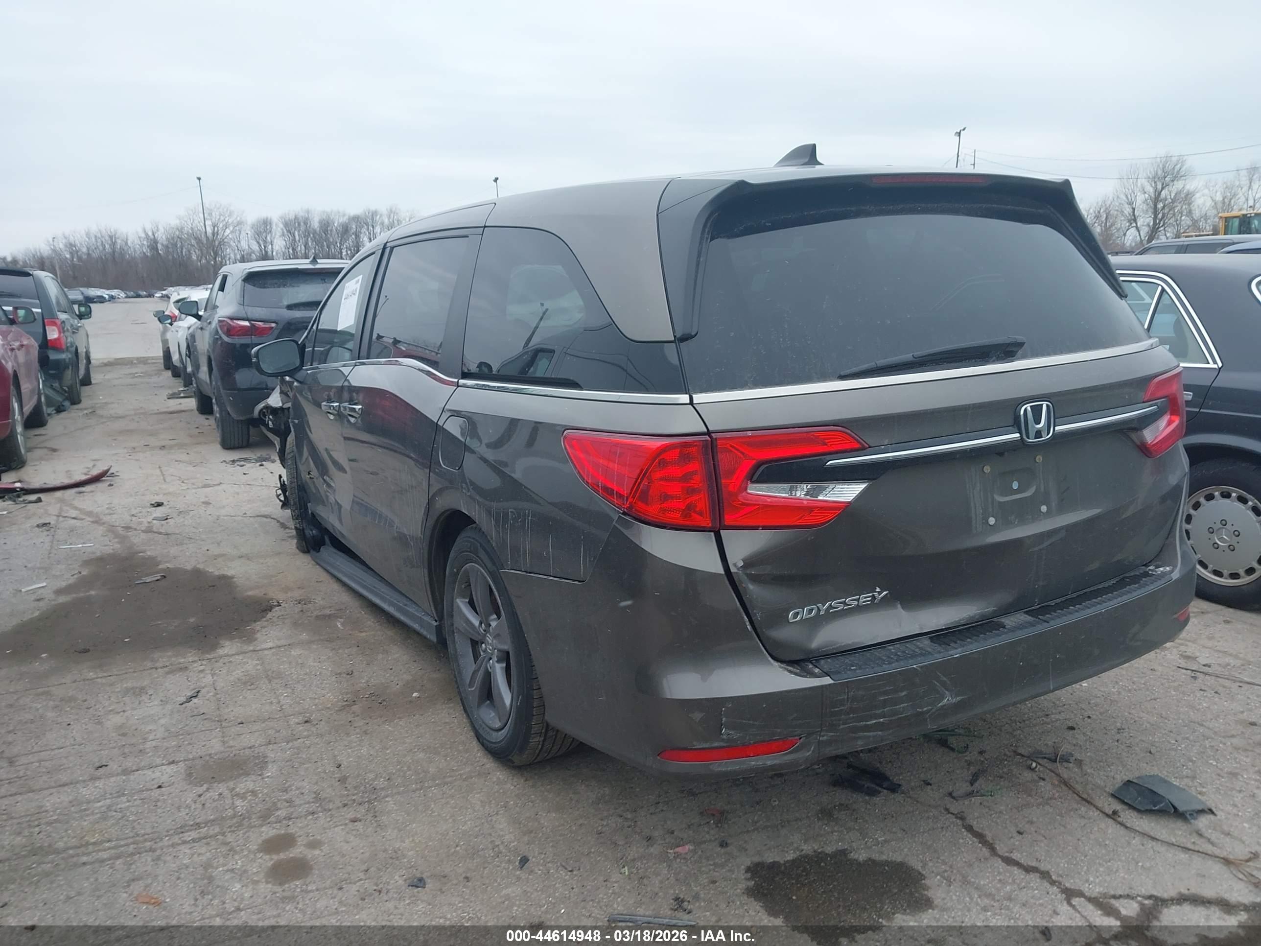 HONDA ODYSSEY image 3
