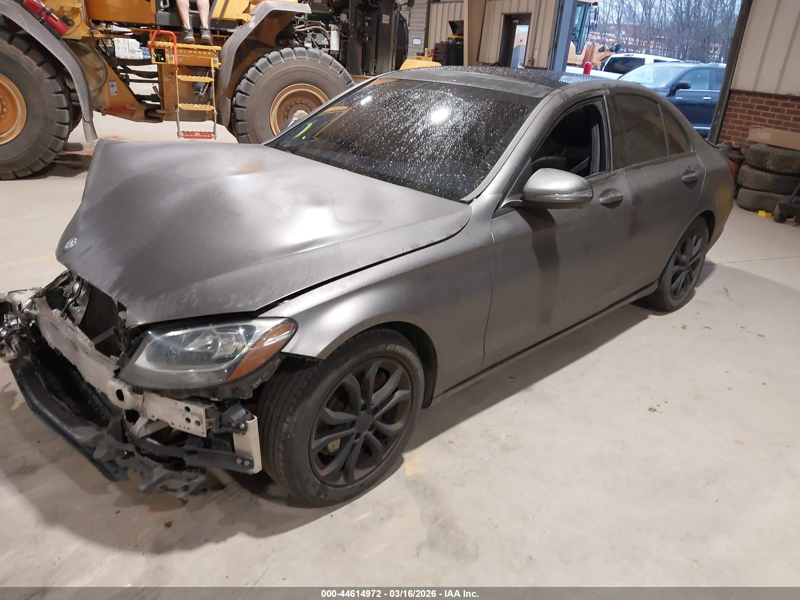 MERCEDES-BENZ C image 2