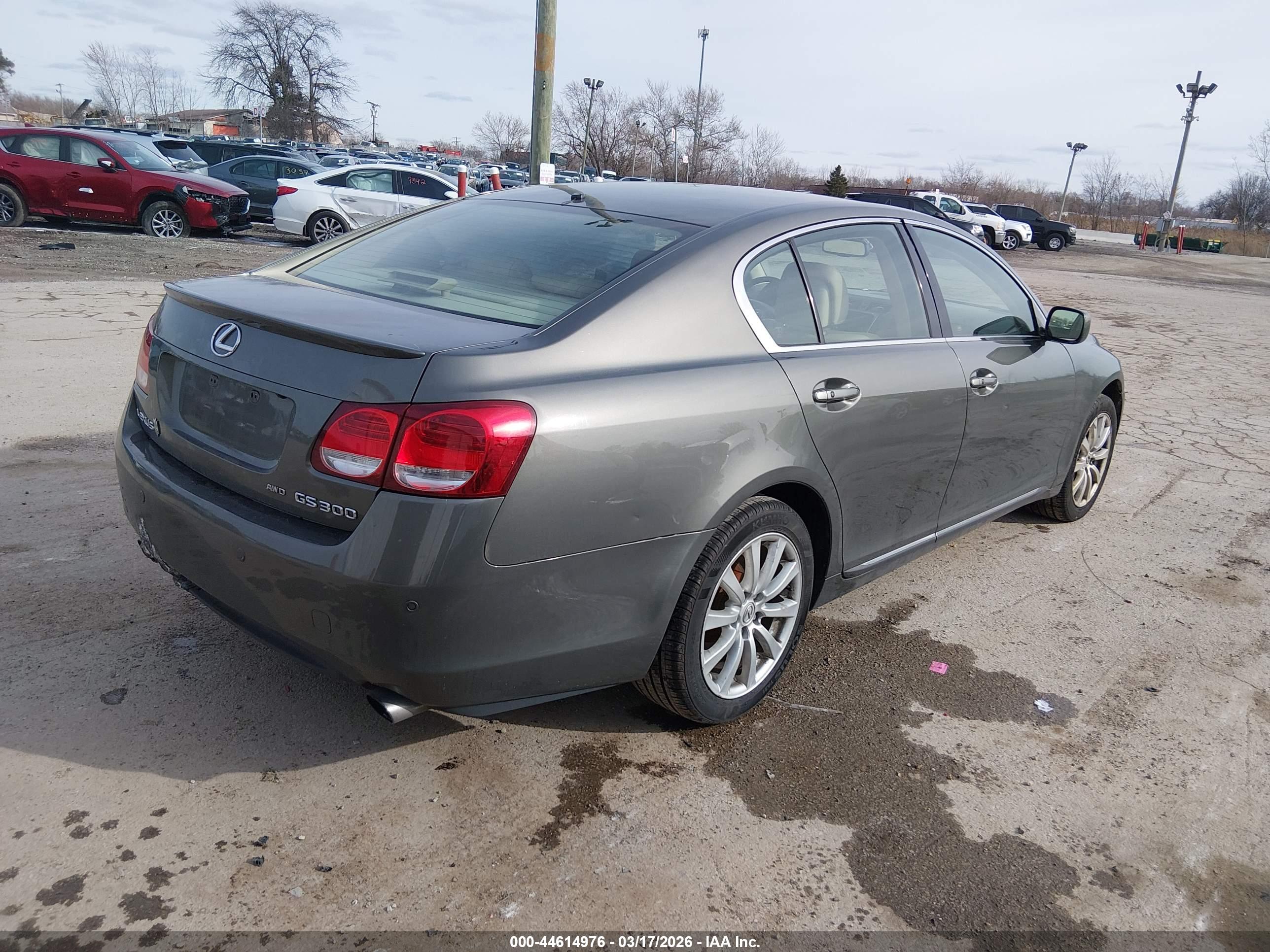 LEXUS GS image 4