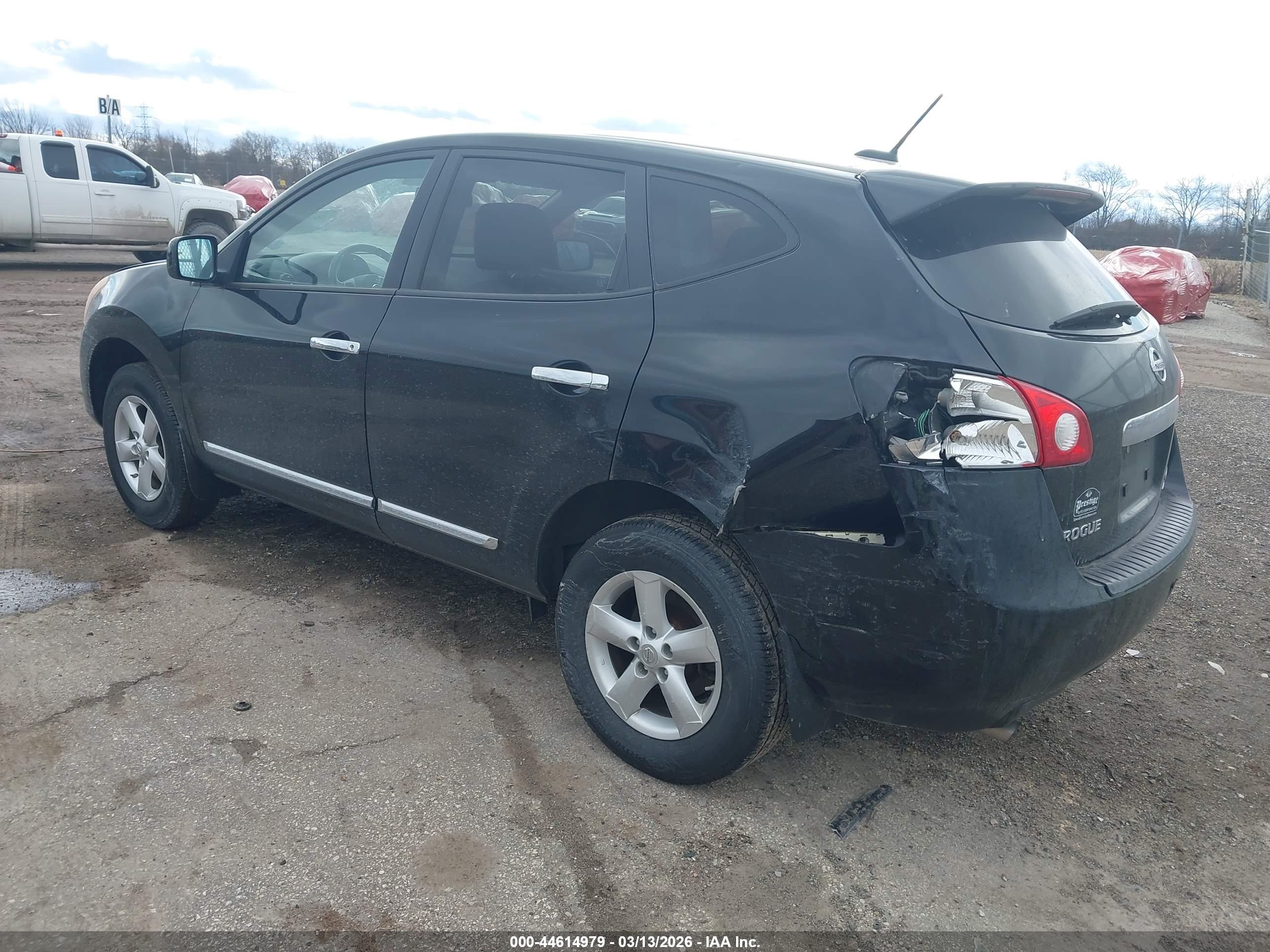 NISSAN ROGUE image 3
