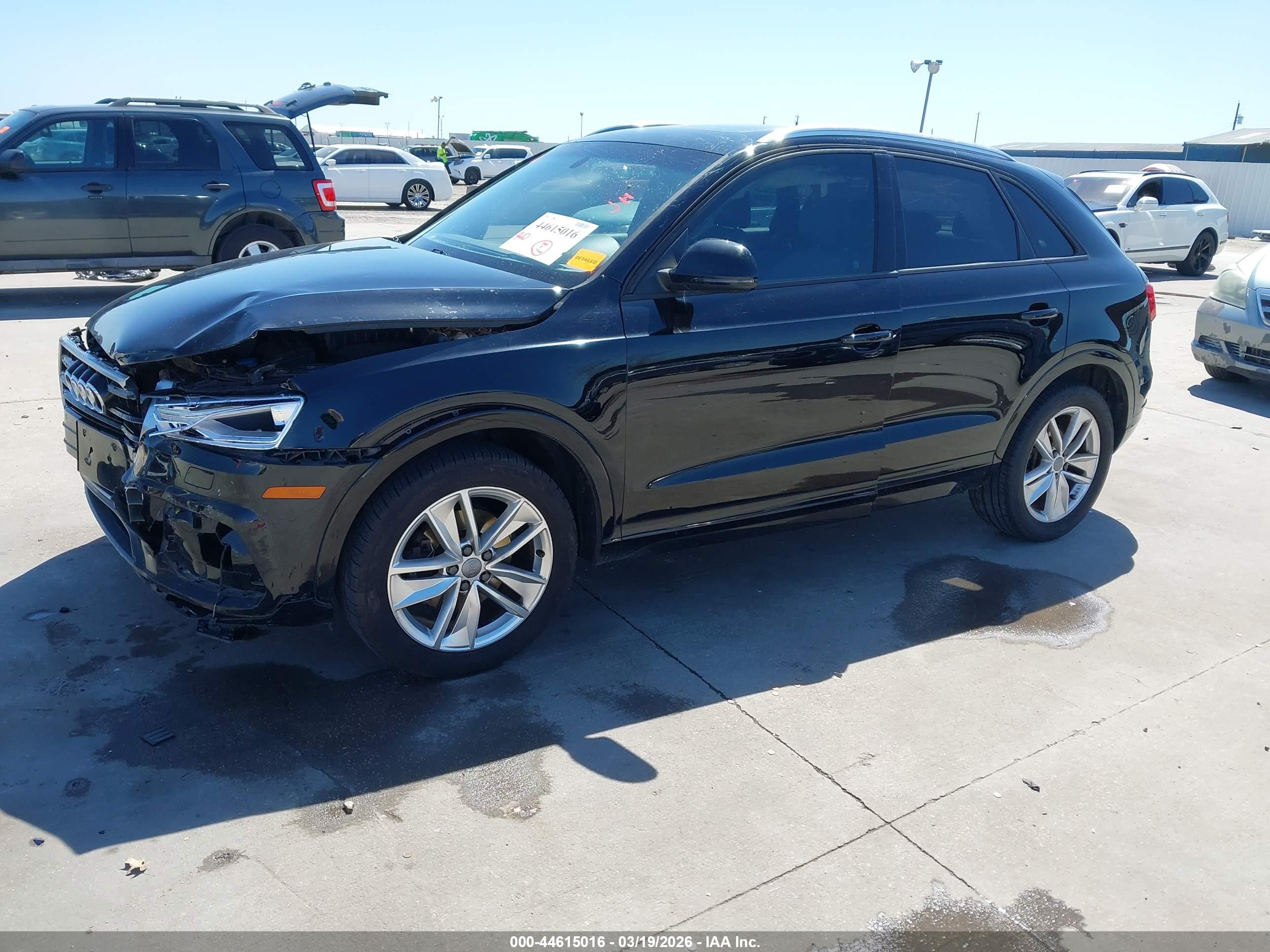AUDI Q3 image 2