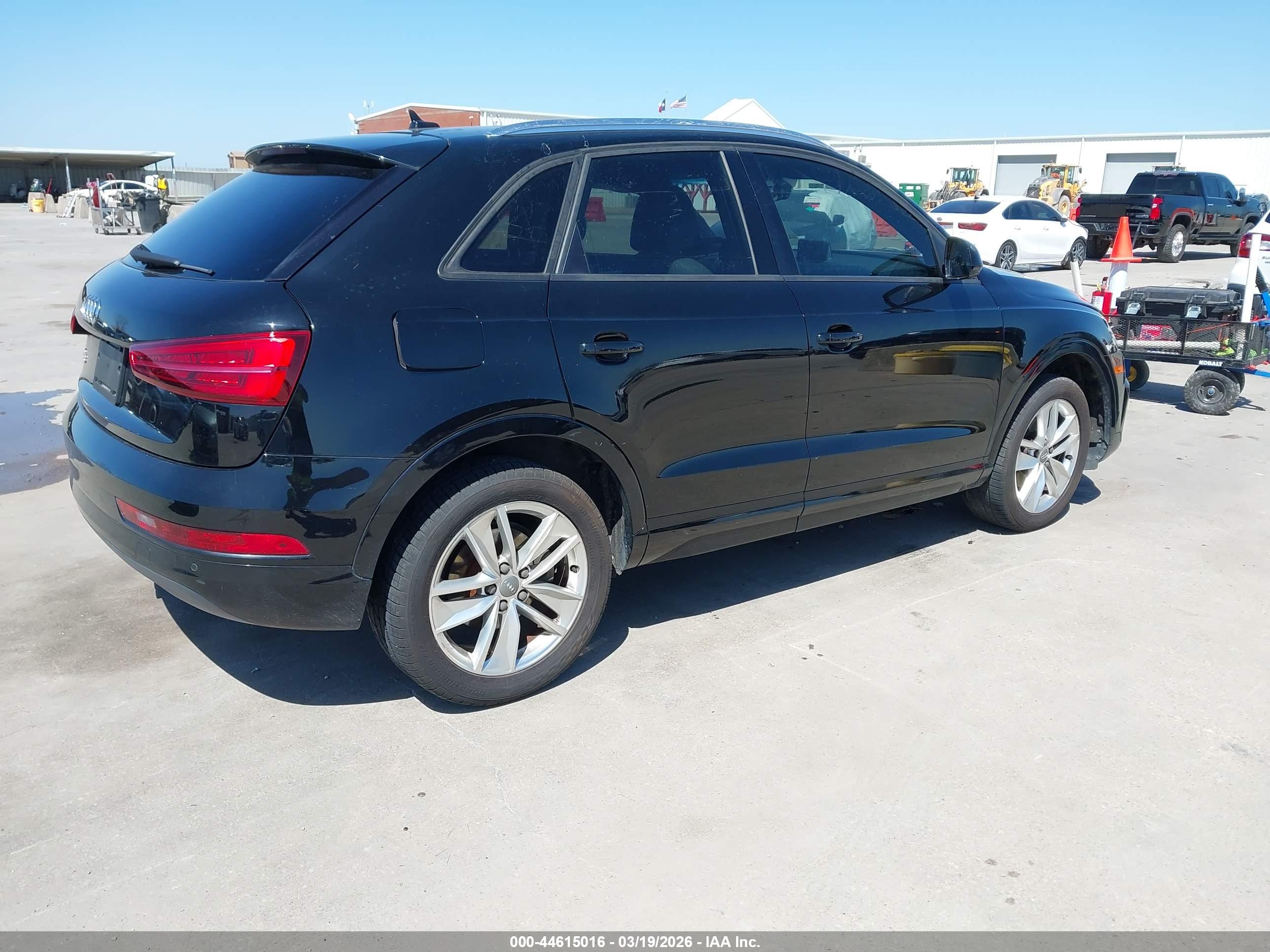 AUDI Q3 image 4