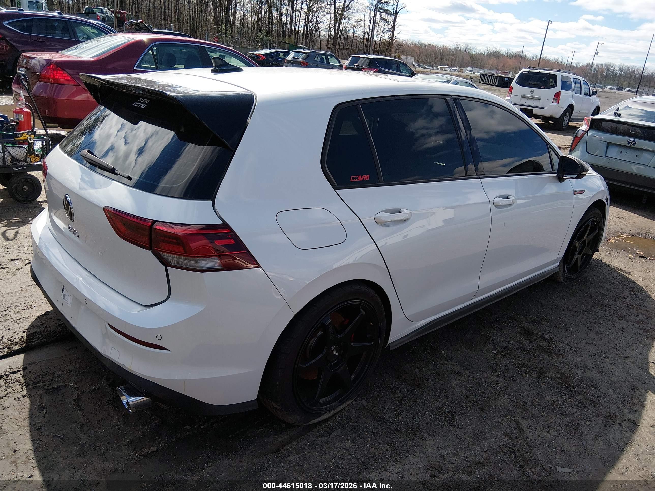 VOLKSWAGEN GOLF image 4