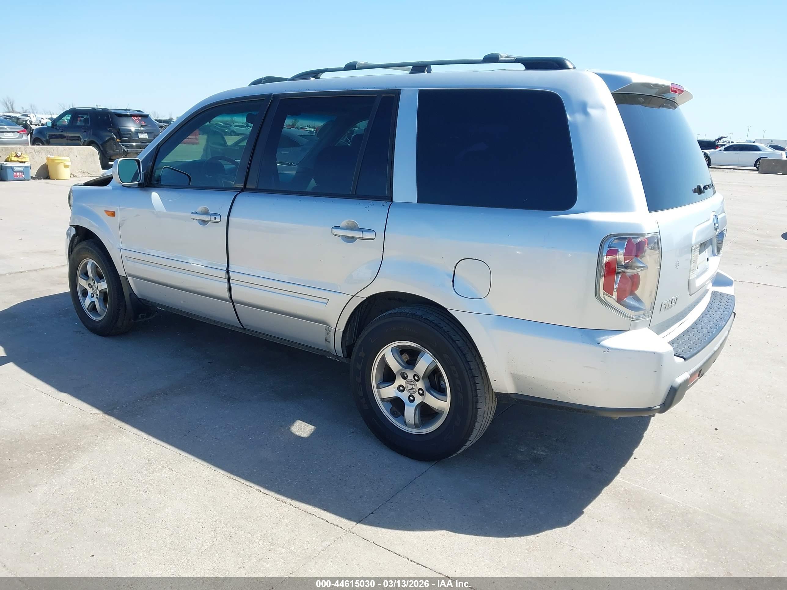 HONDA PILOT image 3