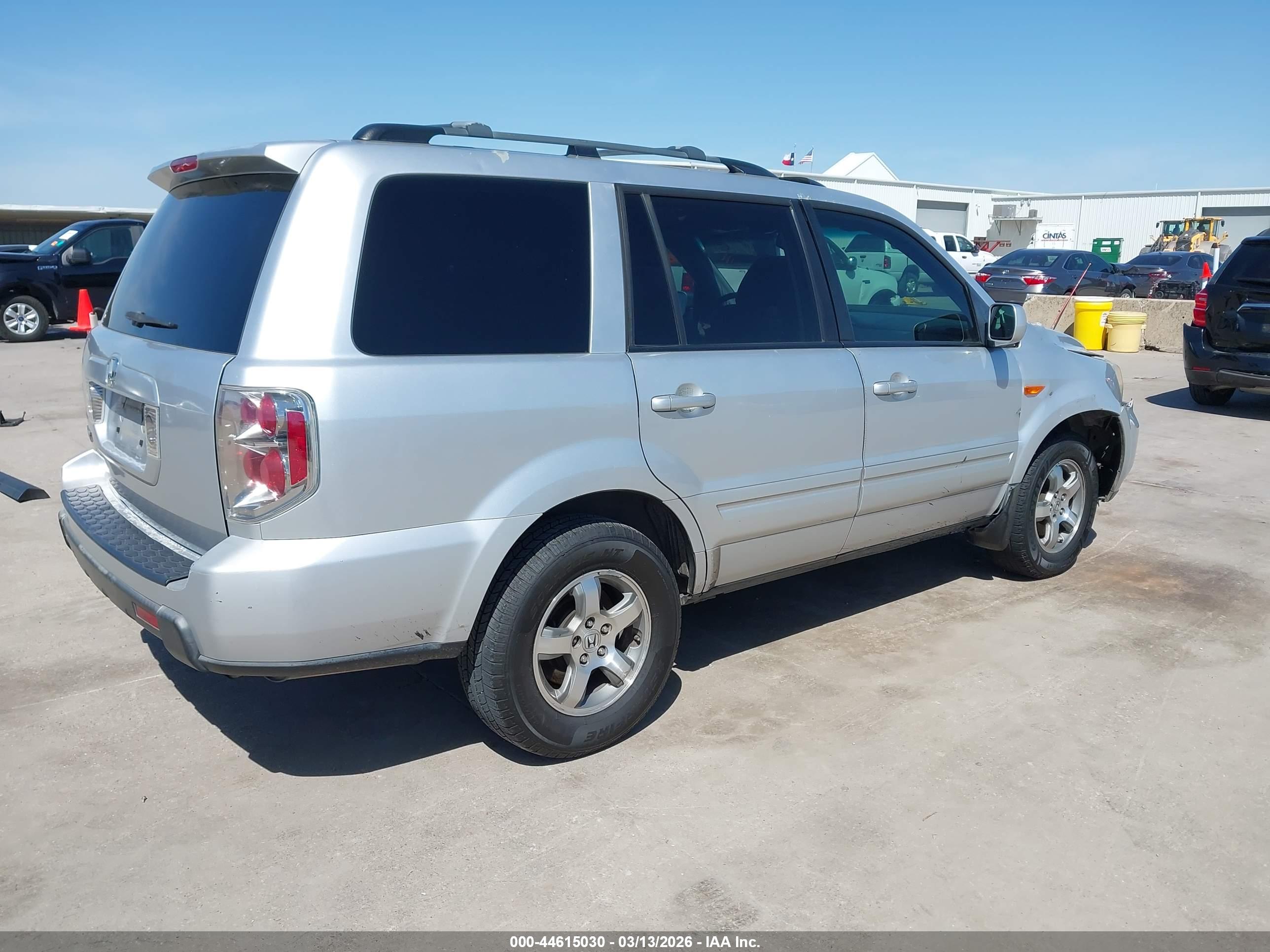 HONDA PILOT image 4