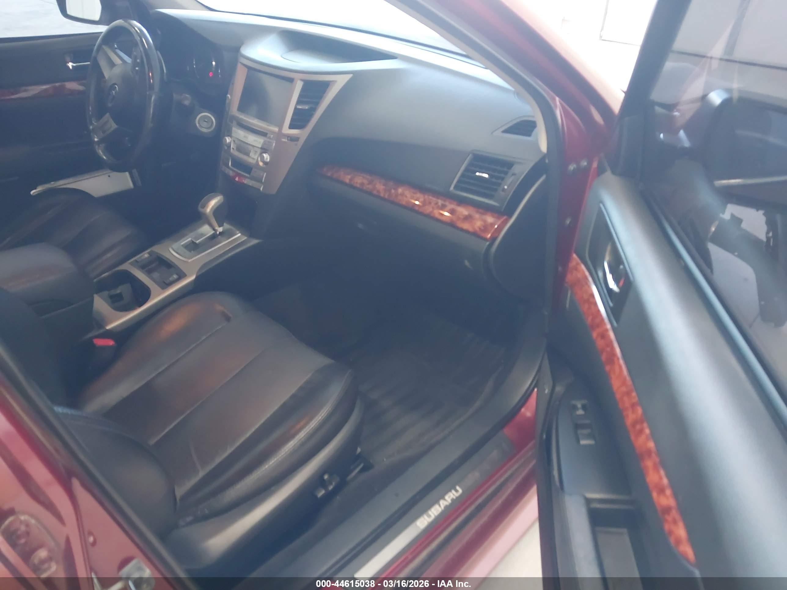 SUBARU LEGACY image 5