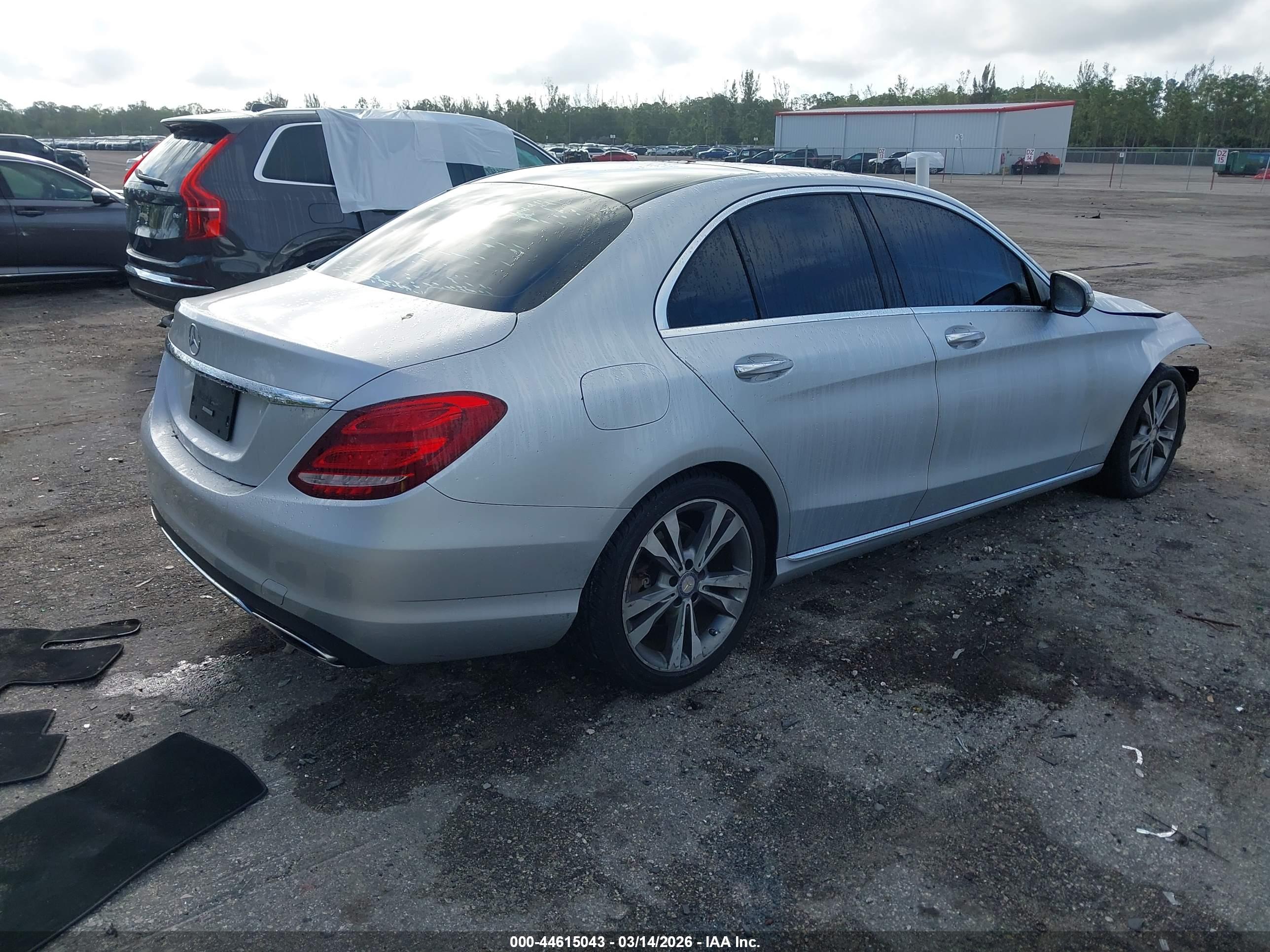 MERCEDES-BENZ C image 4