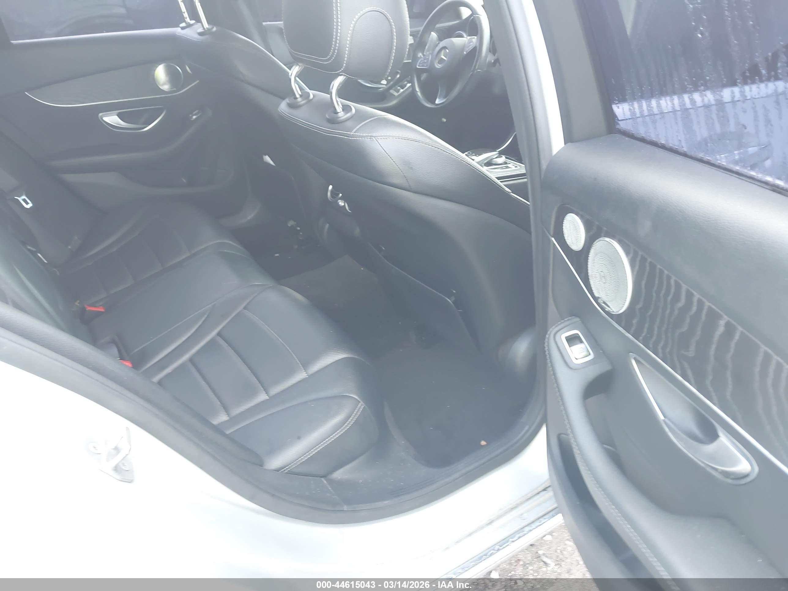 MERCEDES-BENZ C image 8