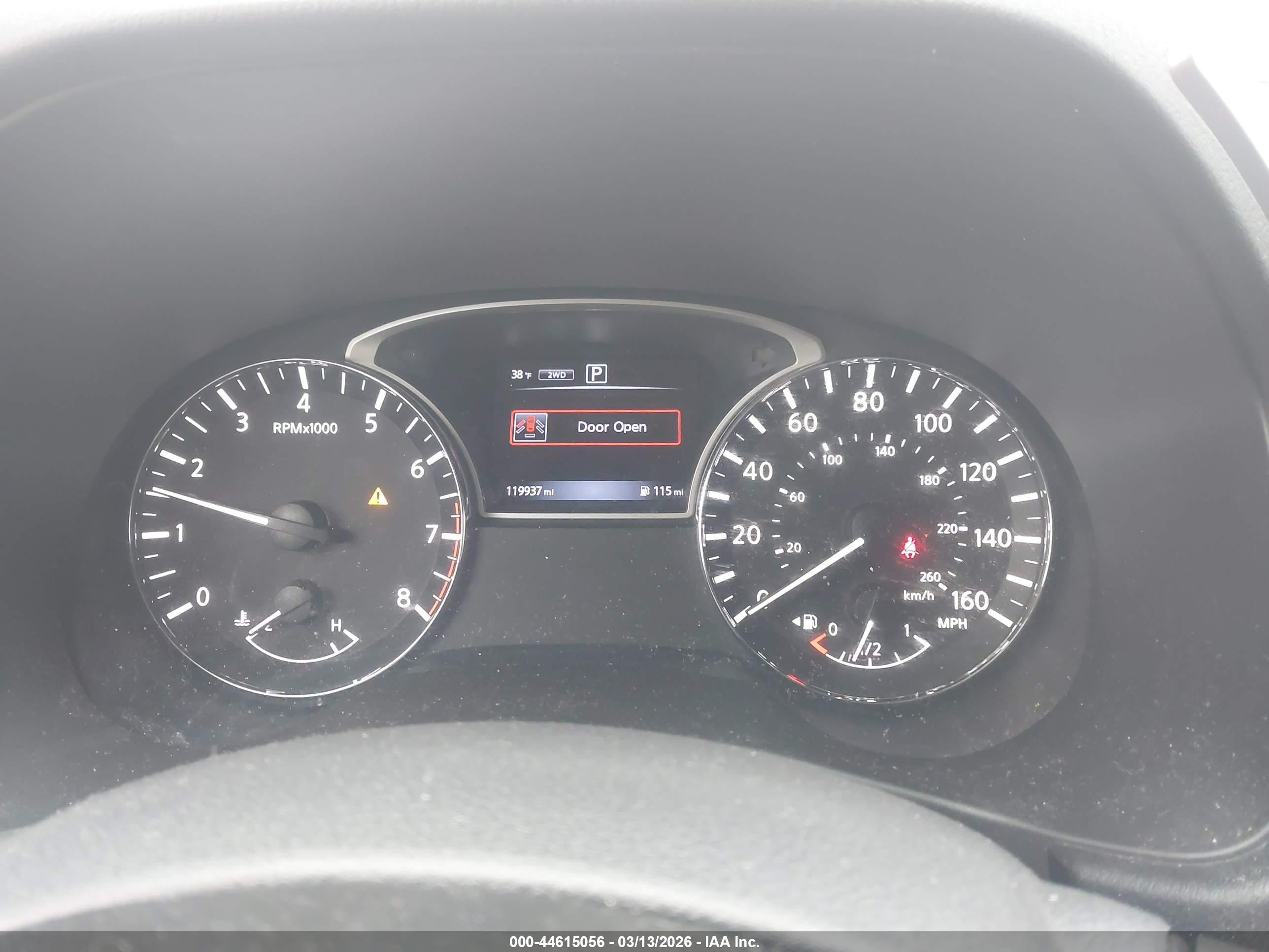 NISSAN PATHFINDER image 7