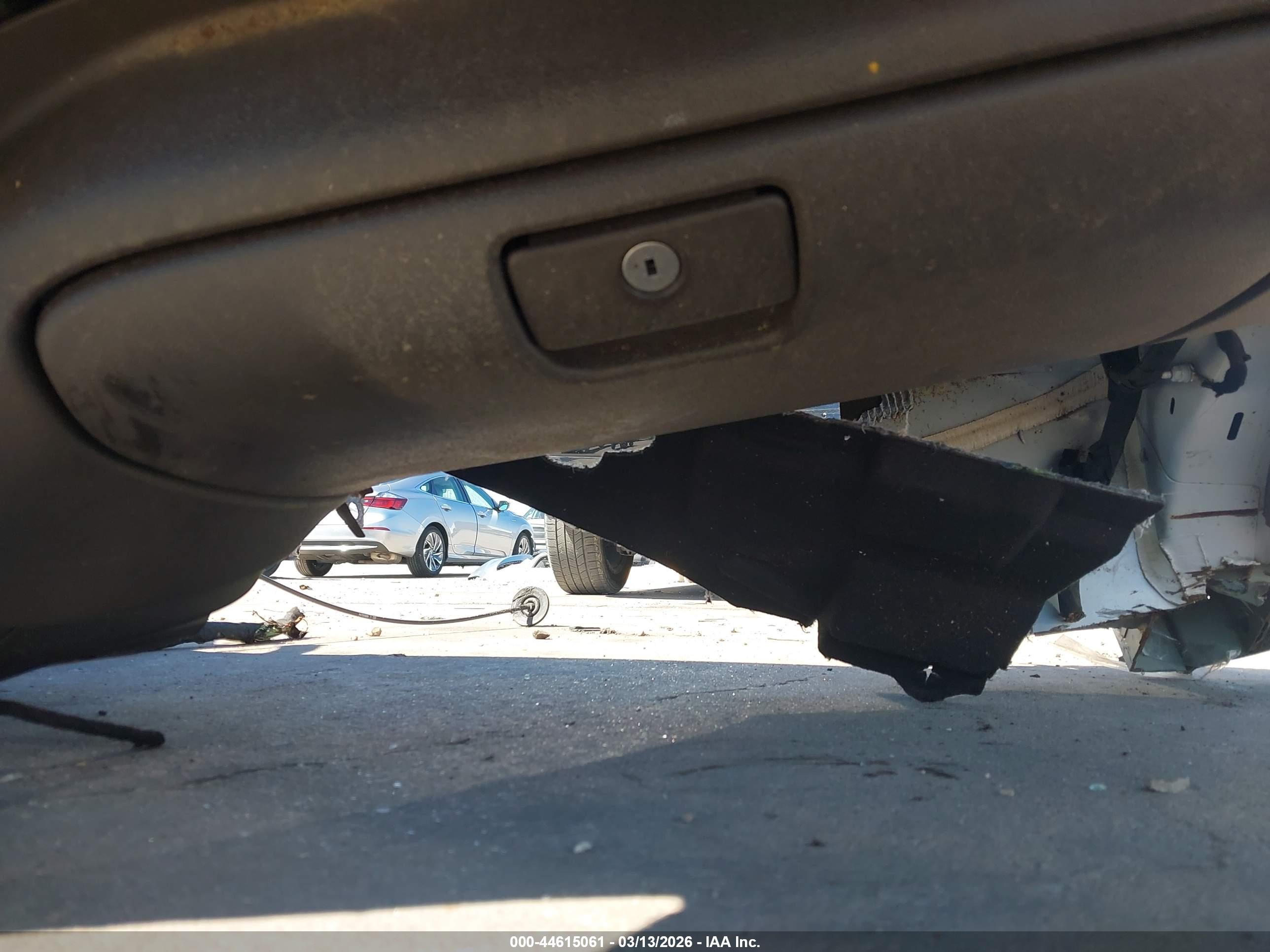 GMC SIERRA image 4