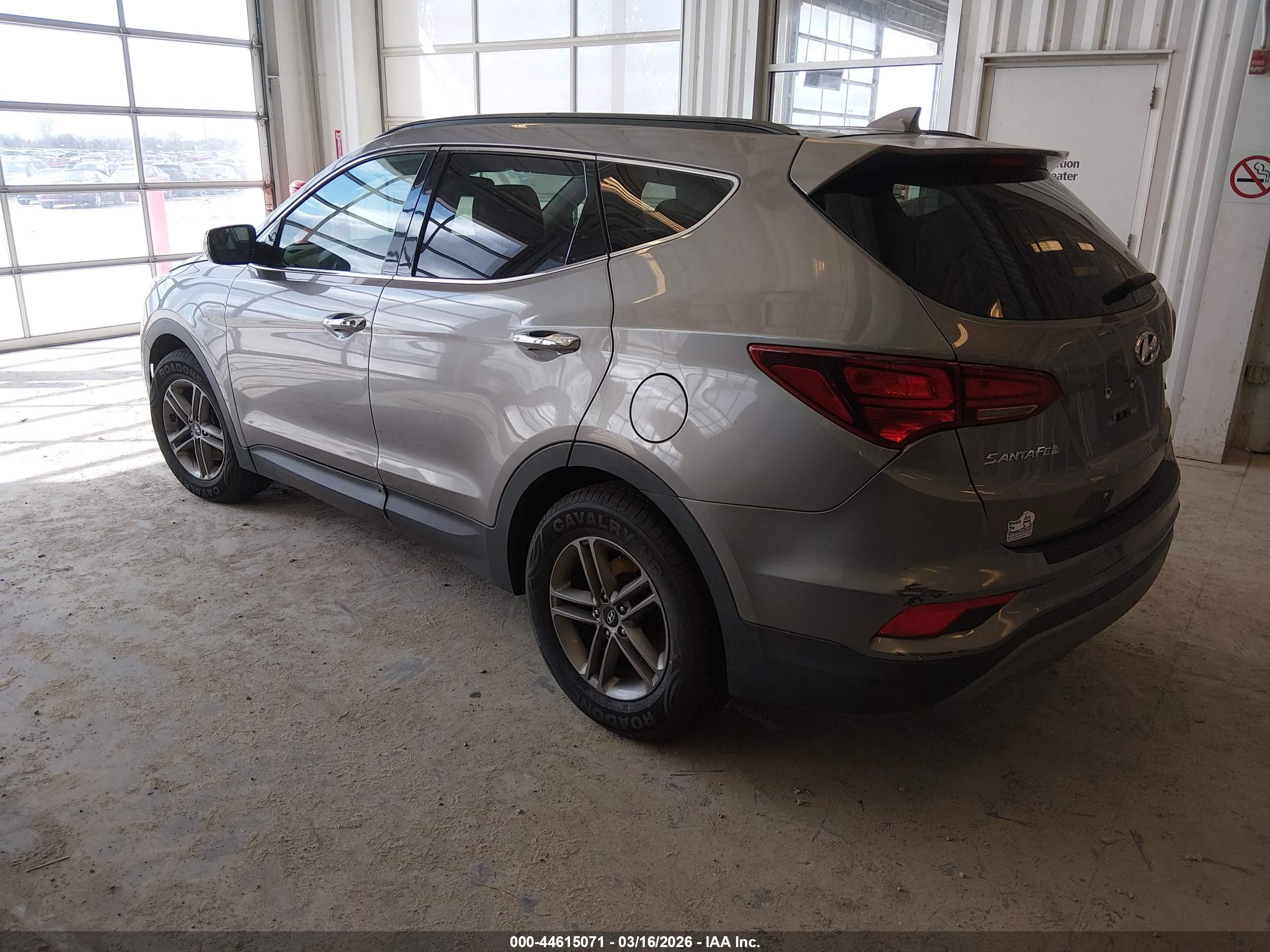 HYUNDAI SANTA image 3