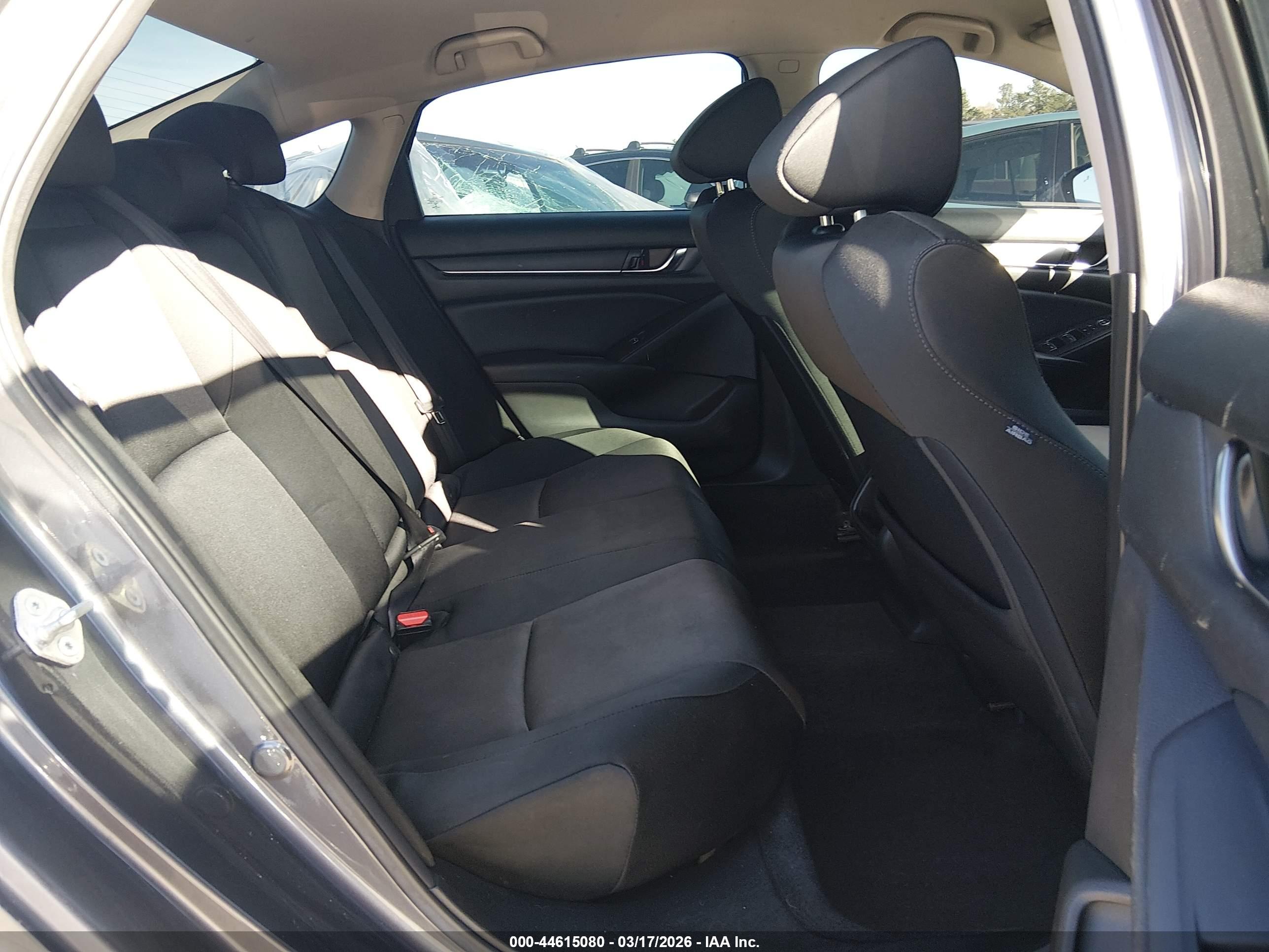 HONDA ACCORD image 8