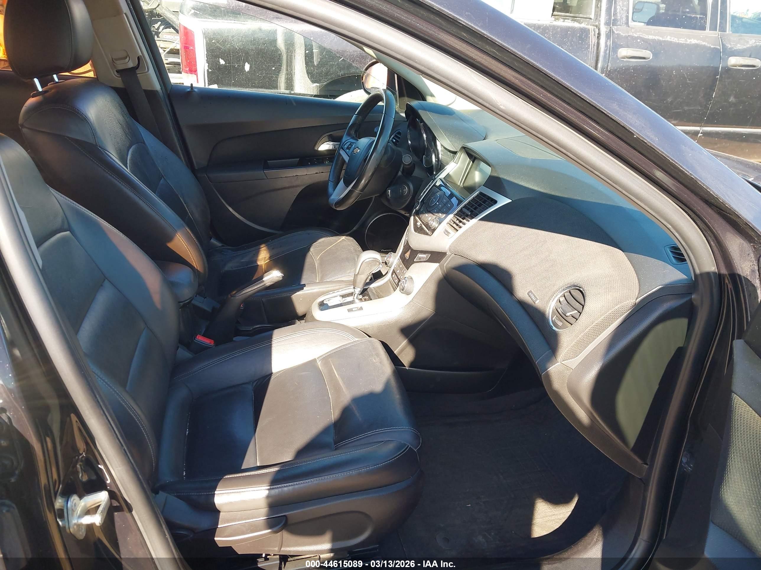CHEVROLET CRUZE image 5