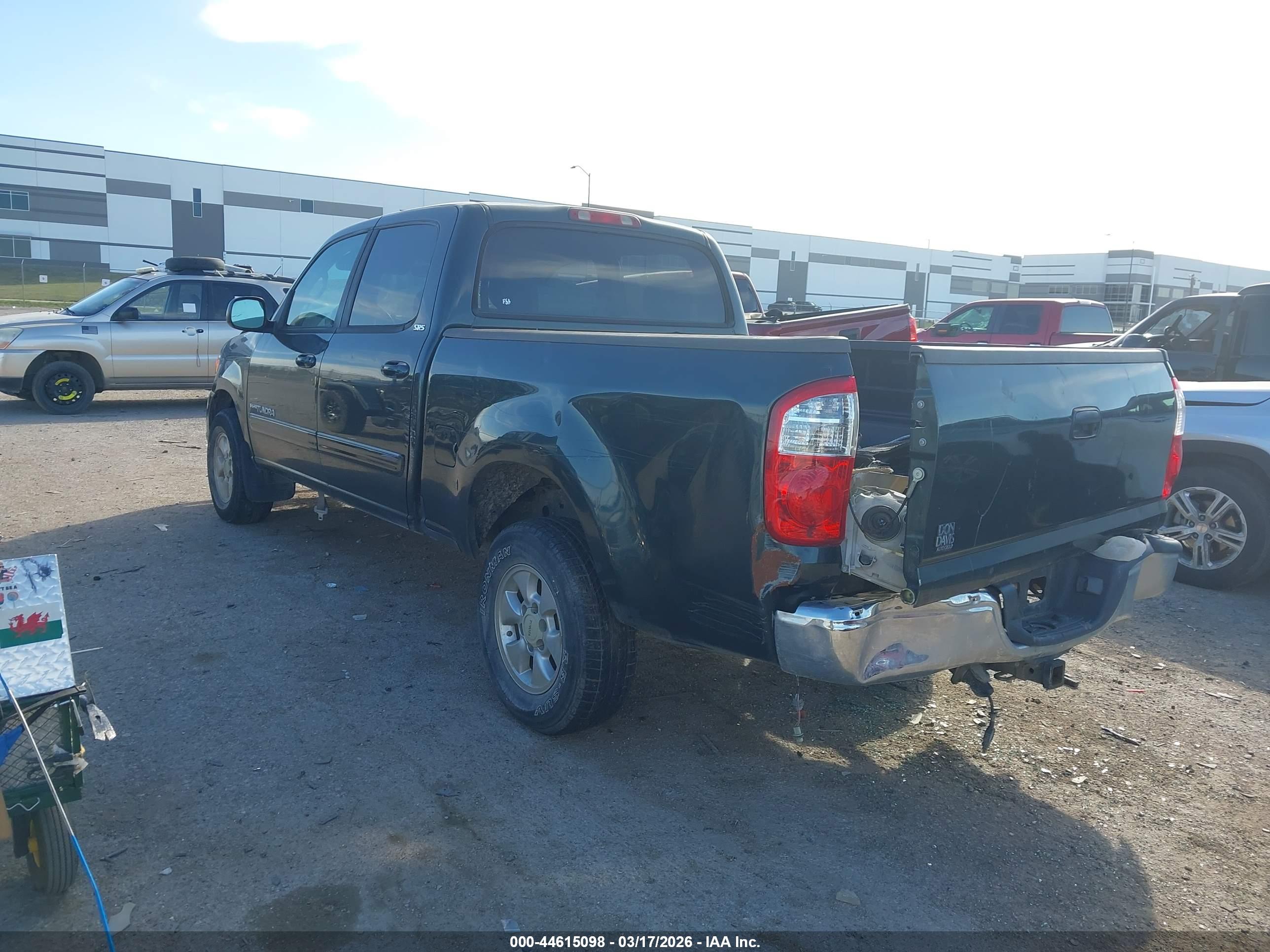 TOYOTA TUNDRA image 3