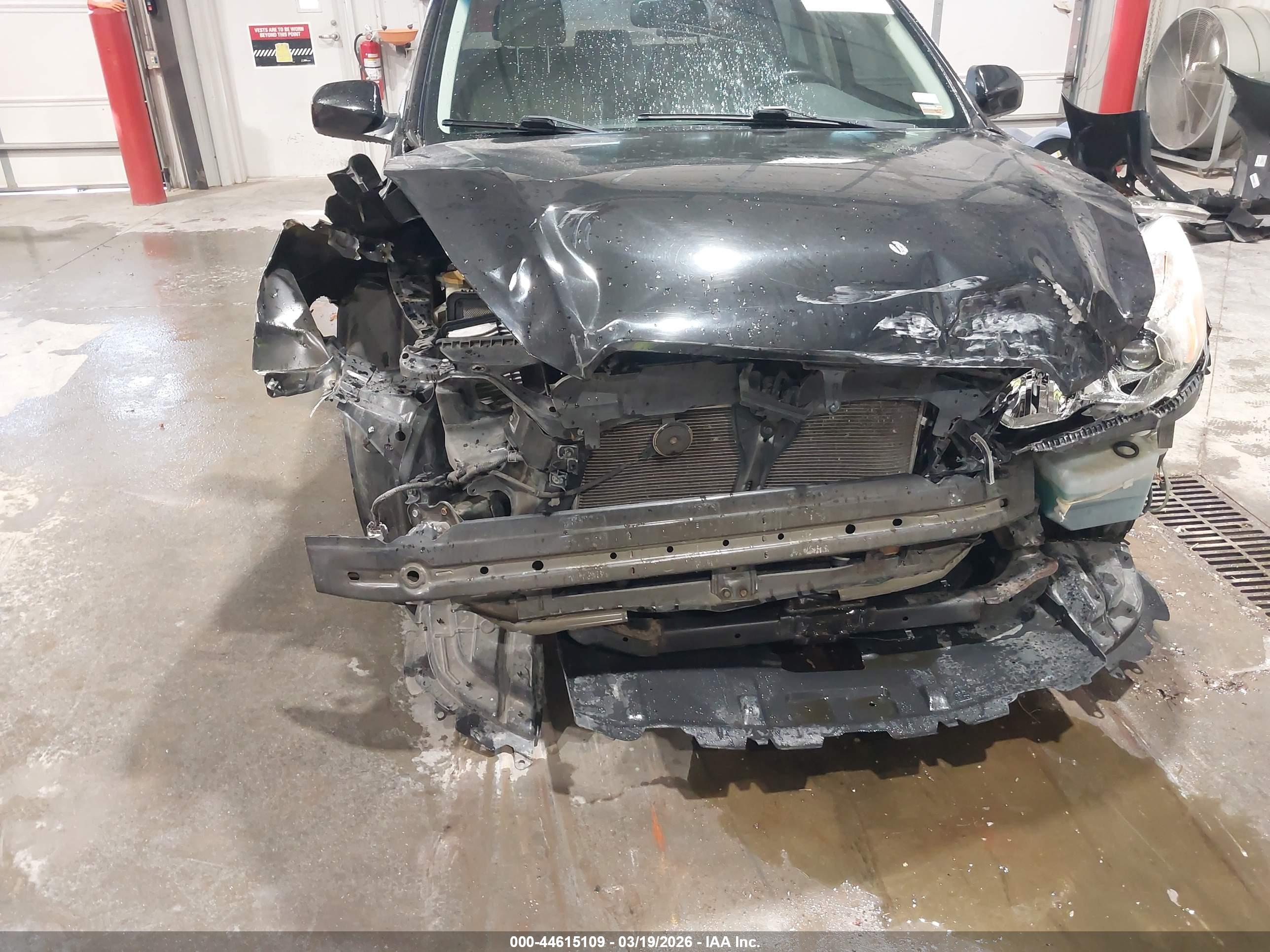 SUBARU LEGACY image 6
